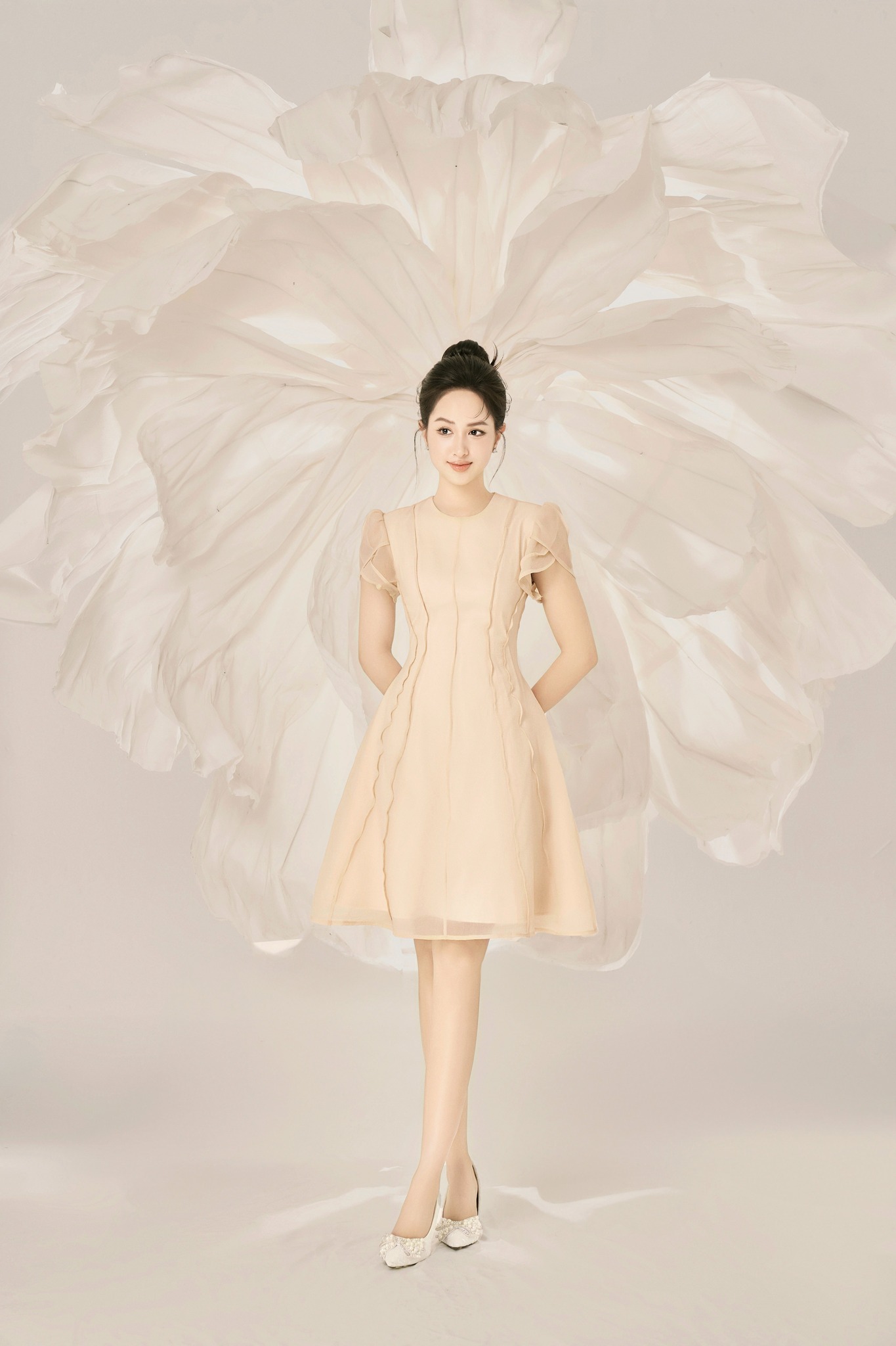 OLV - Đầm Creamie Dress