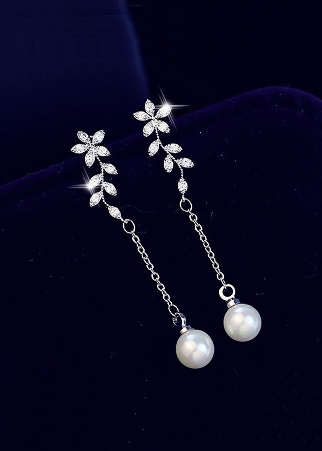 Bông tai hoa lá dáng dài