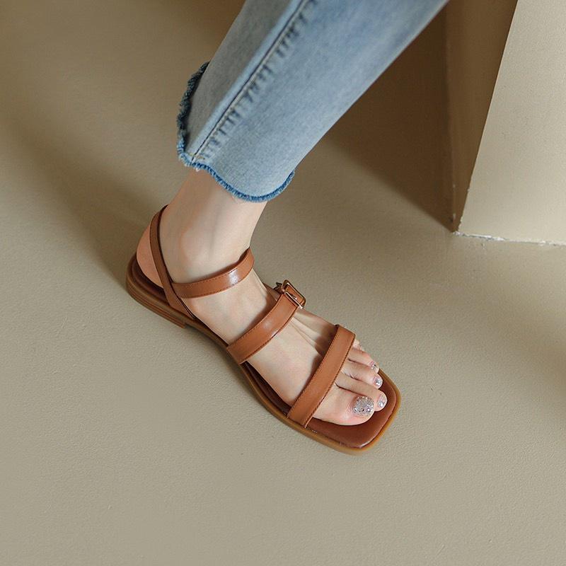 Giày sandal đế bệt mũi vuông 2 quai-CH50- dép quai hậu dây mảnh 1 khoá vuông dosareal phong cách truyền thống