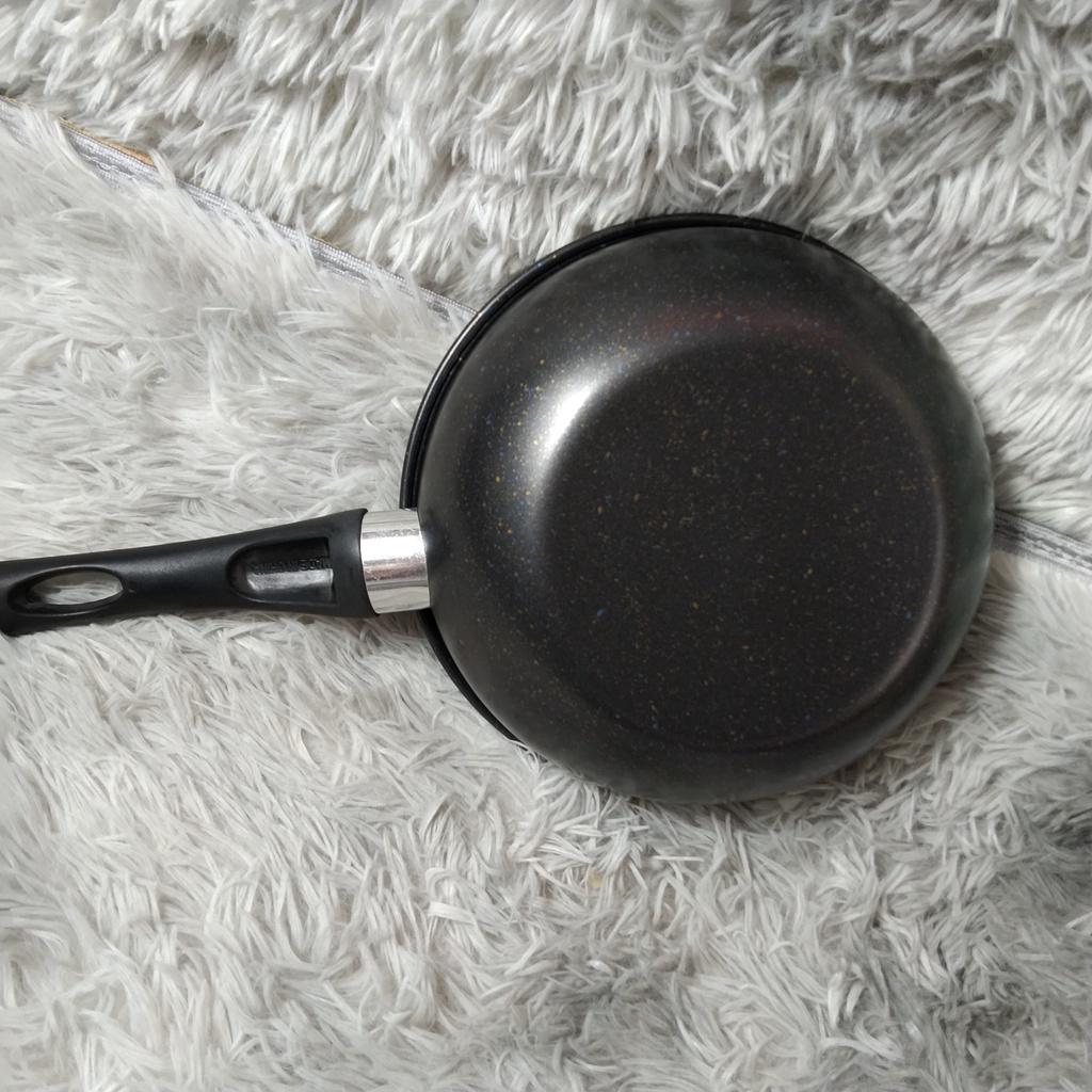Chảo sâu lòng Chống Dính Symore 20 cm