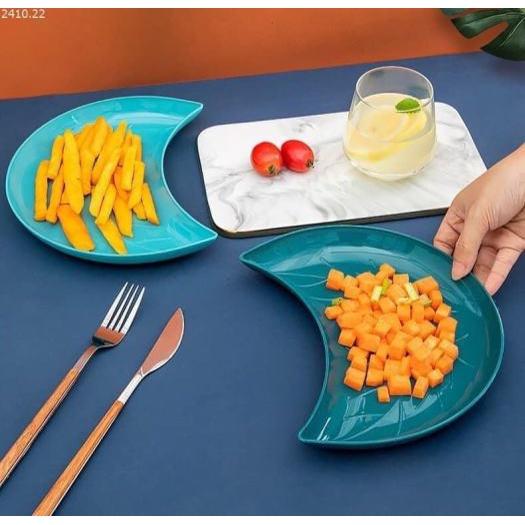 Đĩa nhựa hình bán nguyệt XINH HẾT NẤC có nhiều màu, nhẹ và đẹp mắt, an toàn cho sức khoẻ bokisd.store