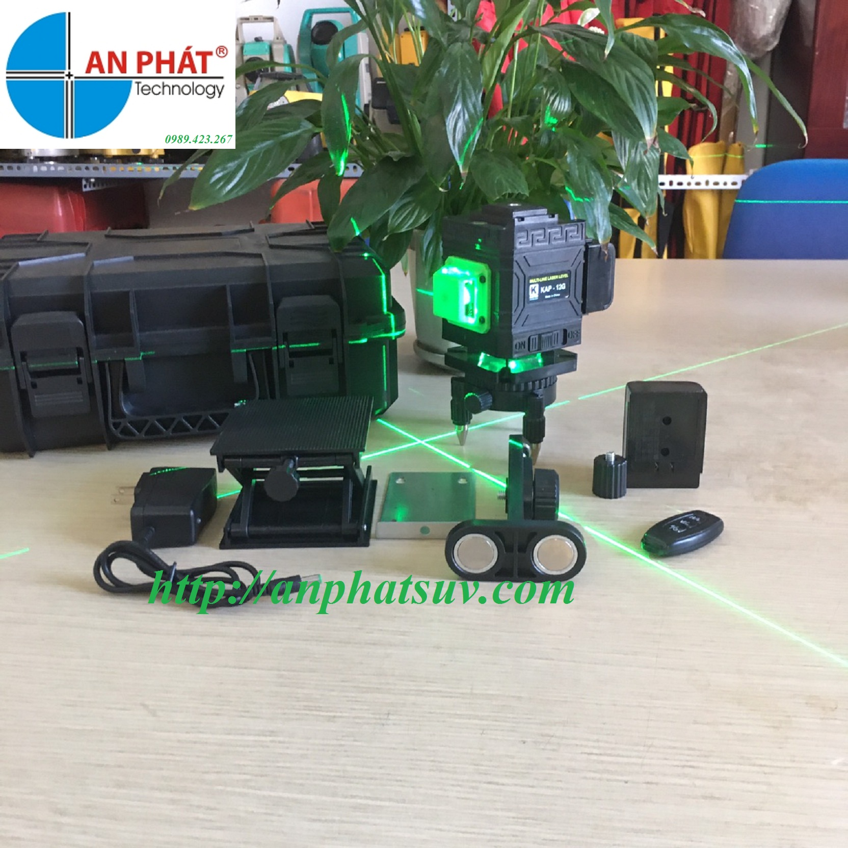 Máy laser 12 tia xanh KAP-12D