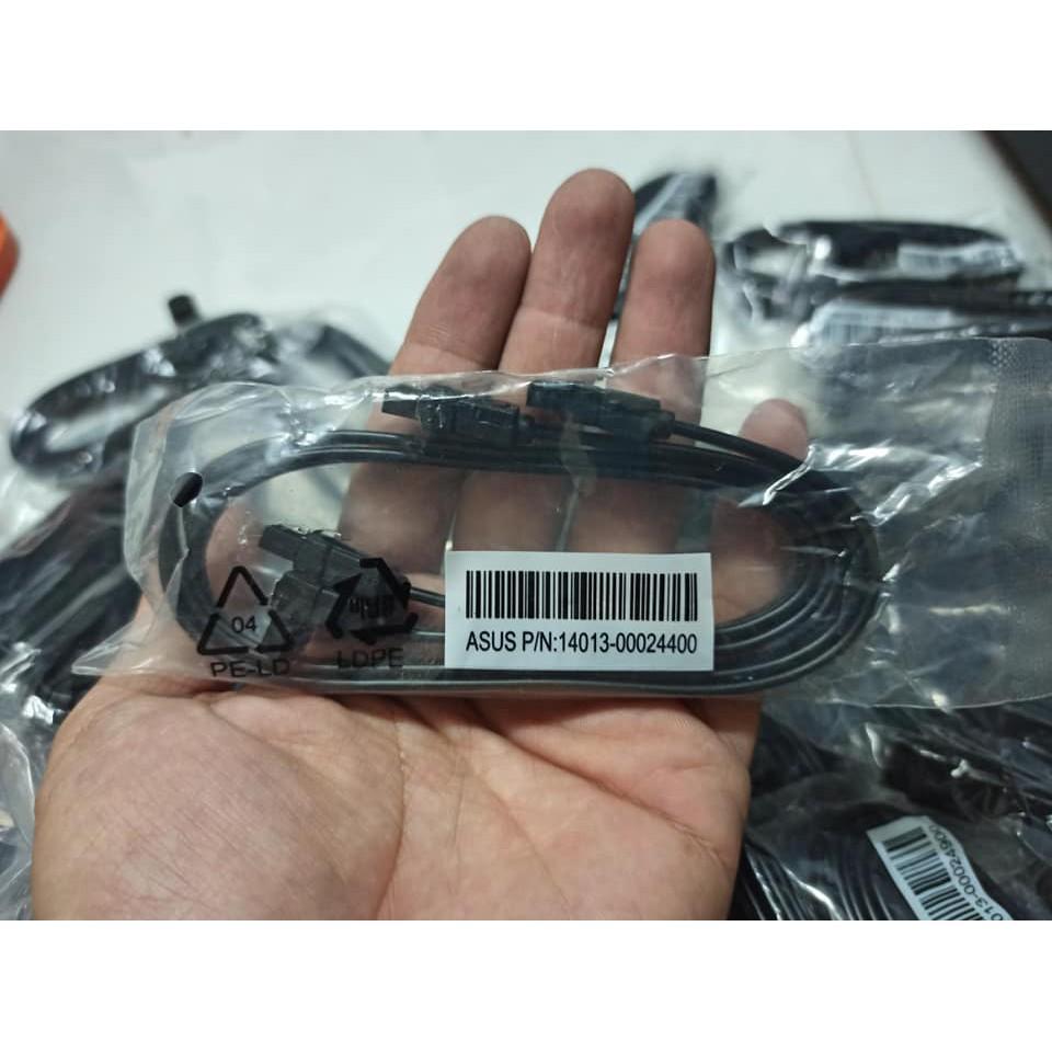 Cable SataIII 6Gb/s thương hiệu Asus, cho khách gắn them ổ cứng