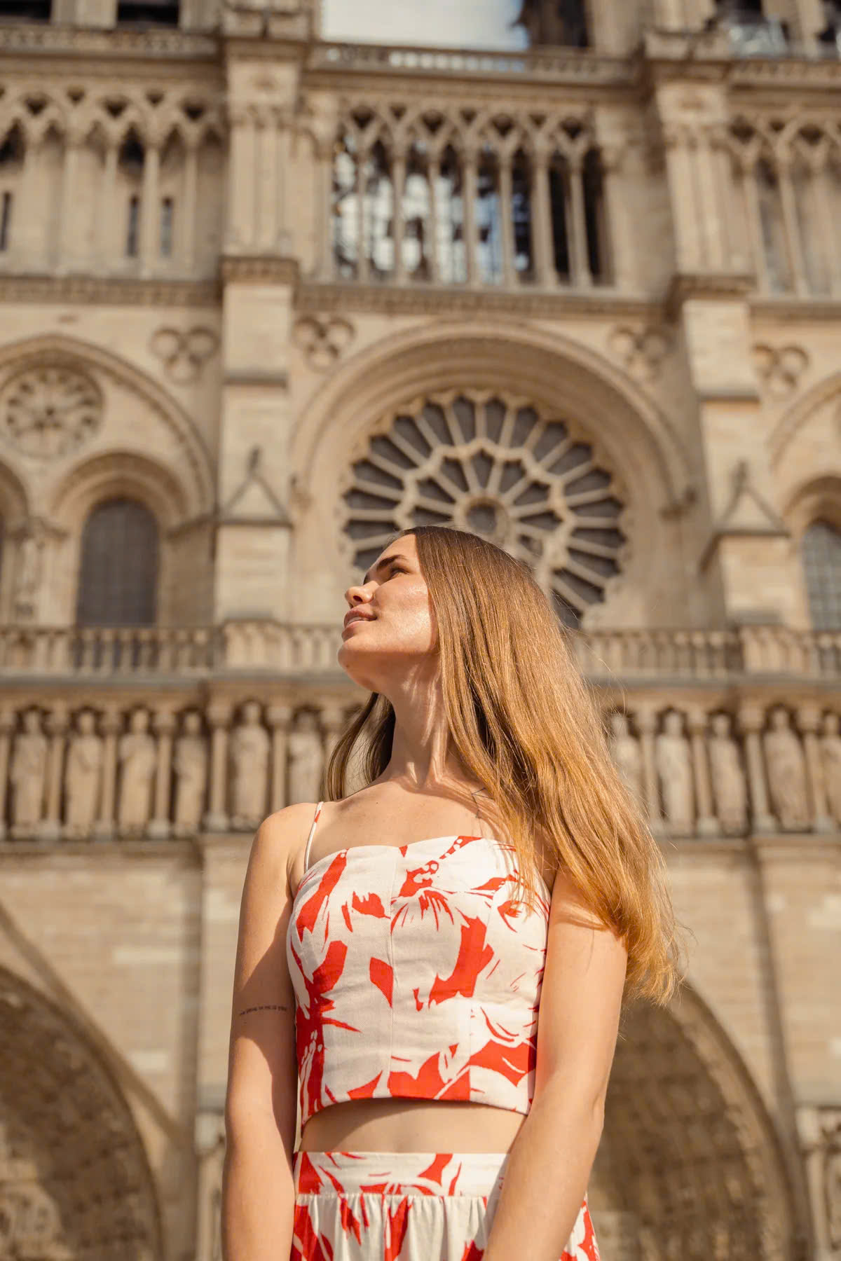 Áo Croptop Hai Dây Phong Diễm, Áo Croptop Bratop Hai Dây Lá Đỏ thời trang thiết kế Hity Top208