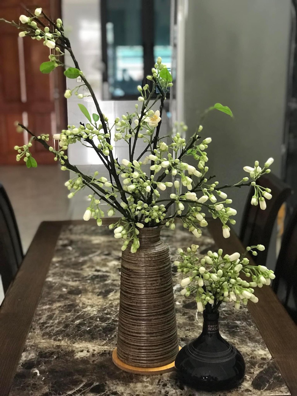 Bình Hoa Lọ Hoa Men Mộc Dáng Chai Vẽ Hoa Cỏ Gốm Sứ Bát Tràng - Gốm Bích