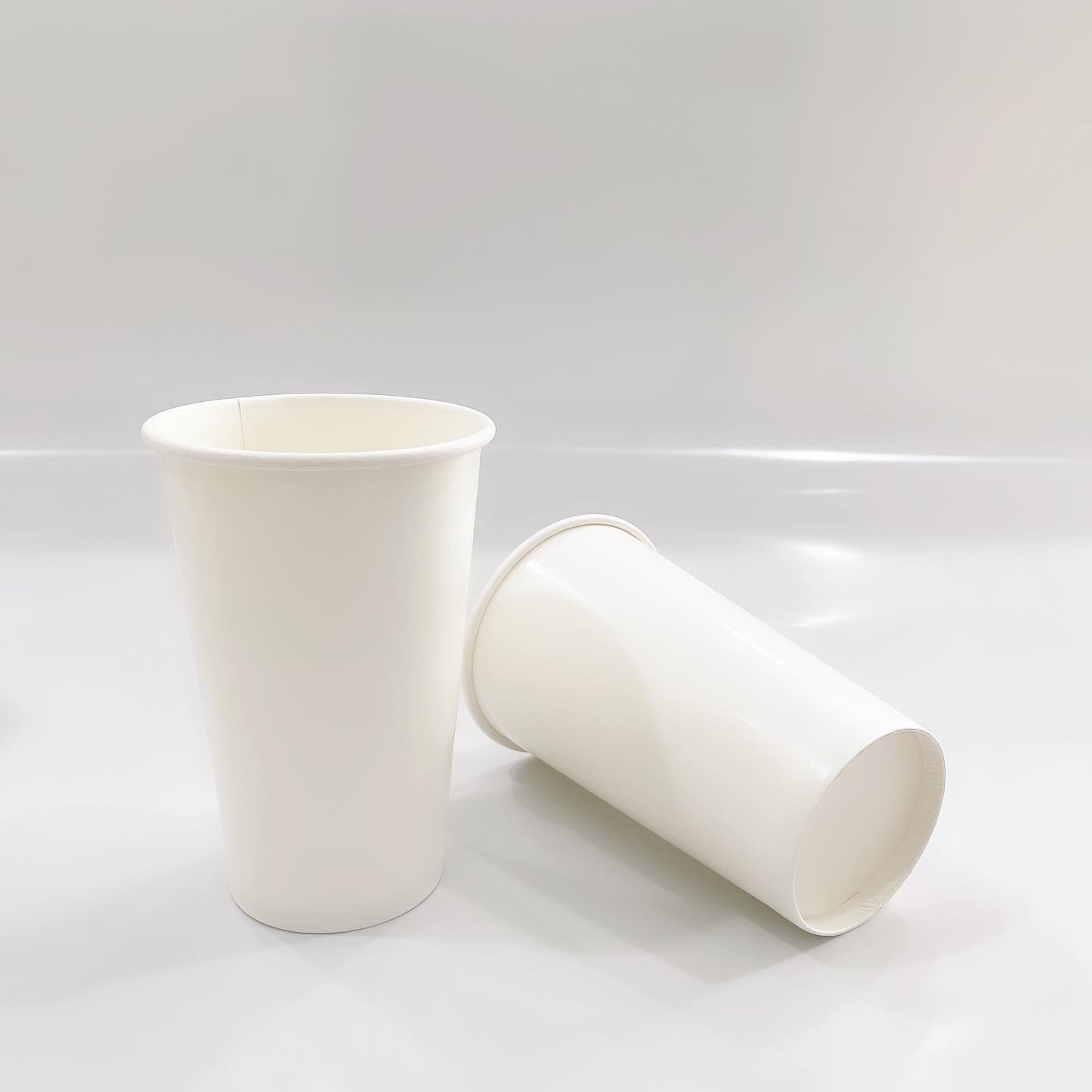 Ly giấy 16oz~472ml - Lốc 50 ly giấy trơn