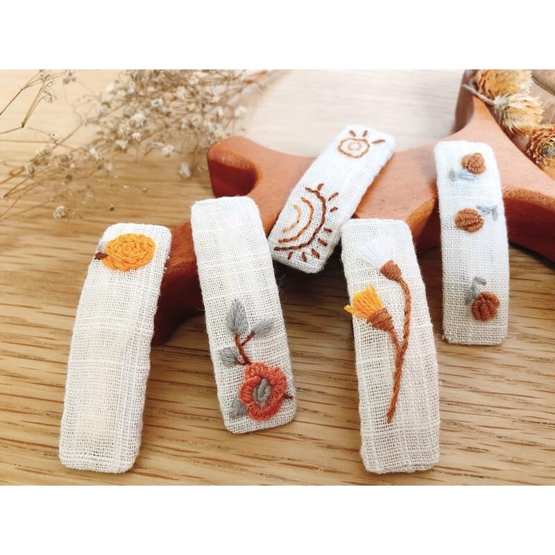 Kẹp tóc thêu tay