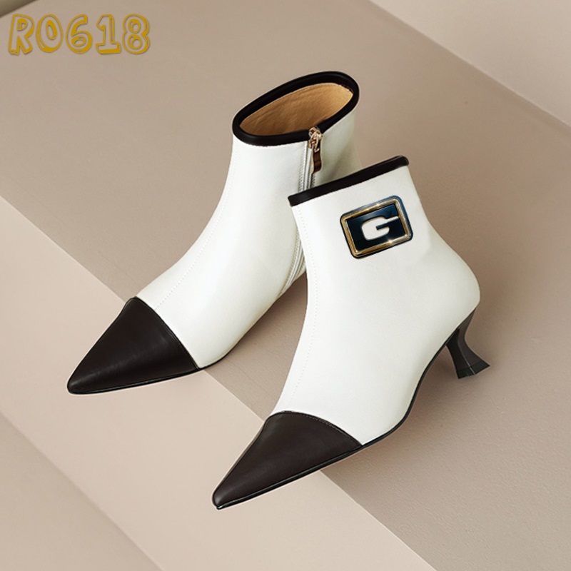 Giày boot nữ cổ thấp 5 phân hàng hiệu rosata hai màu trắng kem cao cấp ro618