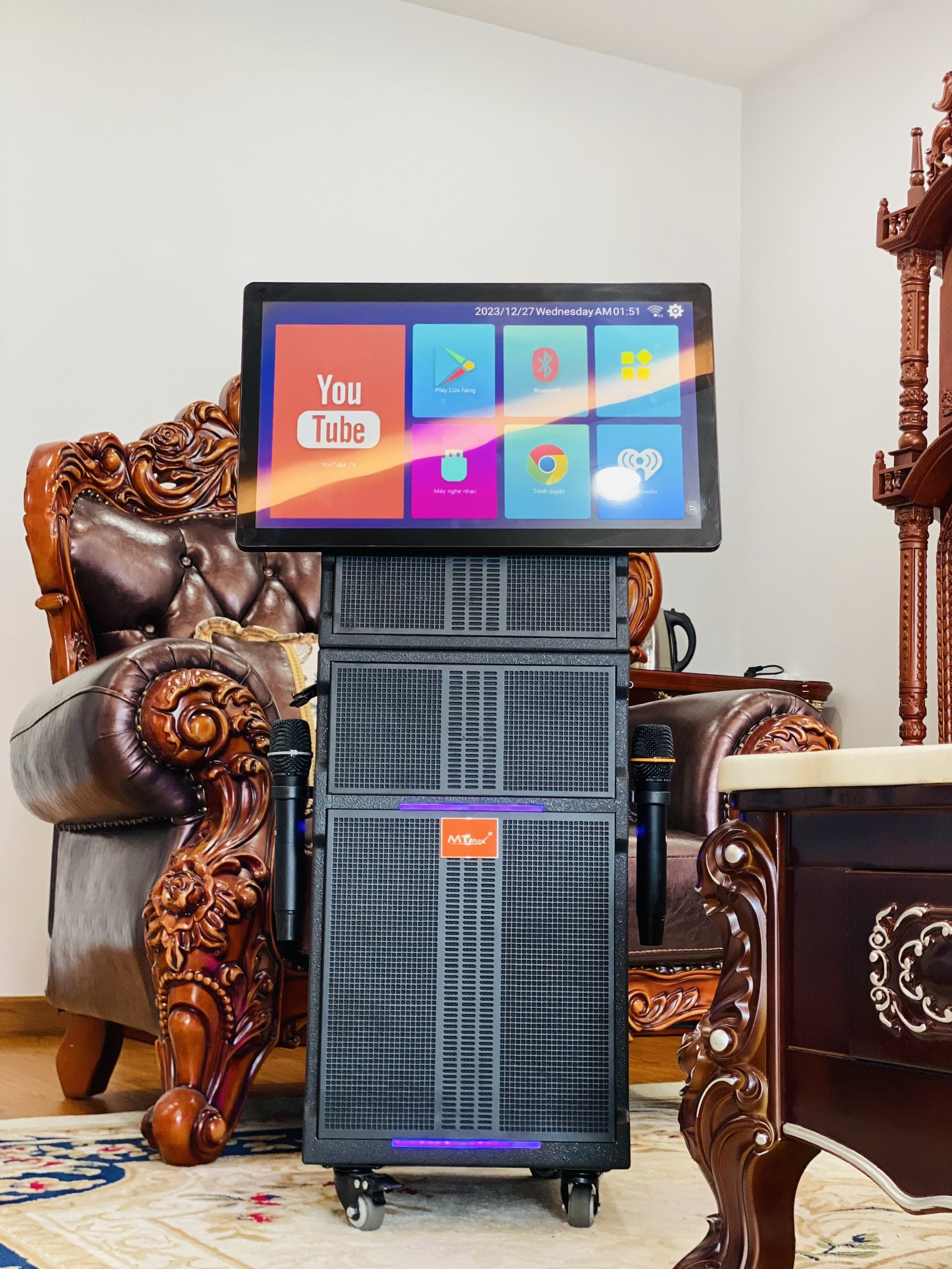[ Hàng Mới Nhất 2024 ] Loa Karaoke Có Màn Hình KTV179 - Âm Thanh Cao Cấp Tích Hợp Màn Hình 25inch, Công Suất 700W Cùng Bass 30cm, Tặng Kèm 2 Micro Không Dây Bảo Hành 12 Tháng, Hàng Chính Hãng