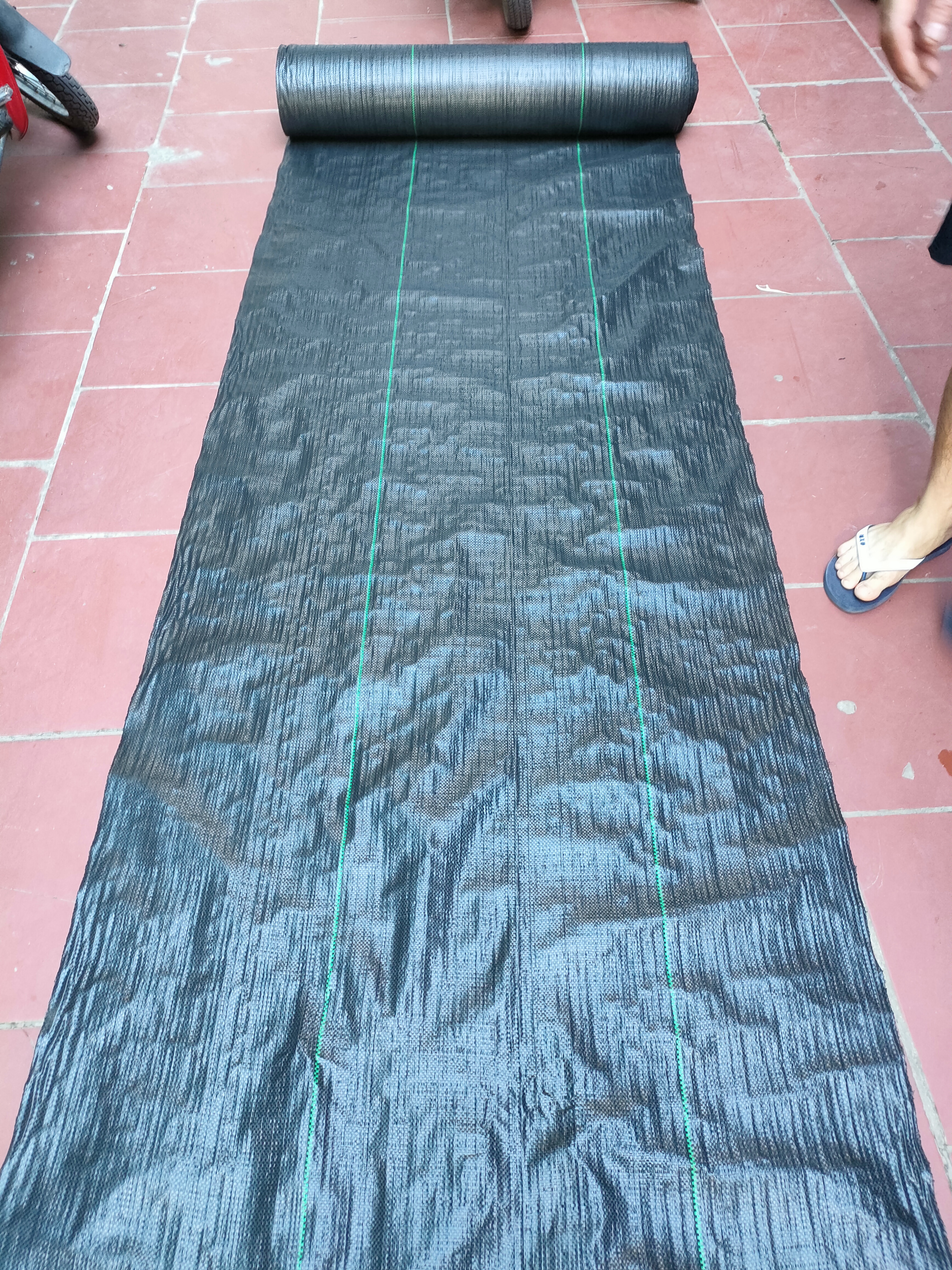 Bạt phủ chống cỏ 1m
