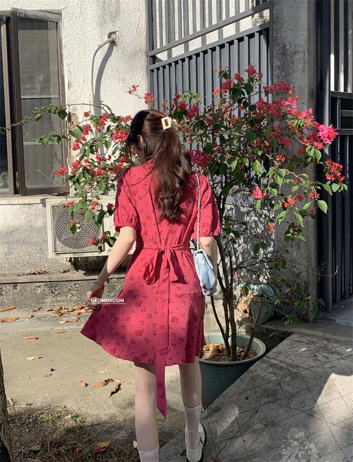 TOBE1SHOP v cổ mảnh hoa đầm cho phụ nữ nhỏ 2023 mùa hè Pháp trà nghỉ khí chất thắt lưng hiển thị gầy một chữ a váy