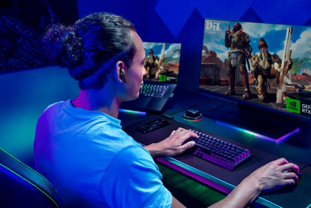 Tai nghe Razer Hammerhead Pro HyperSpeed