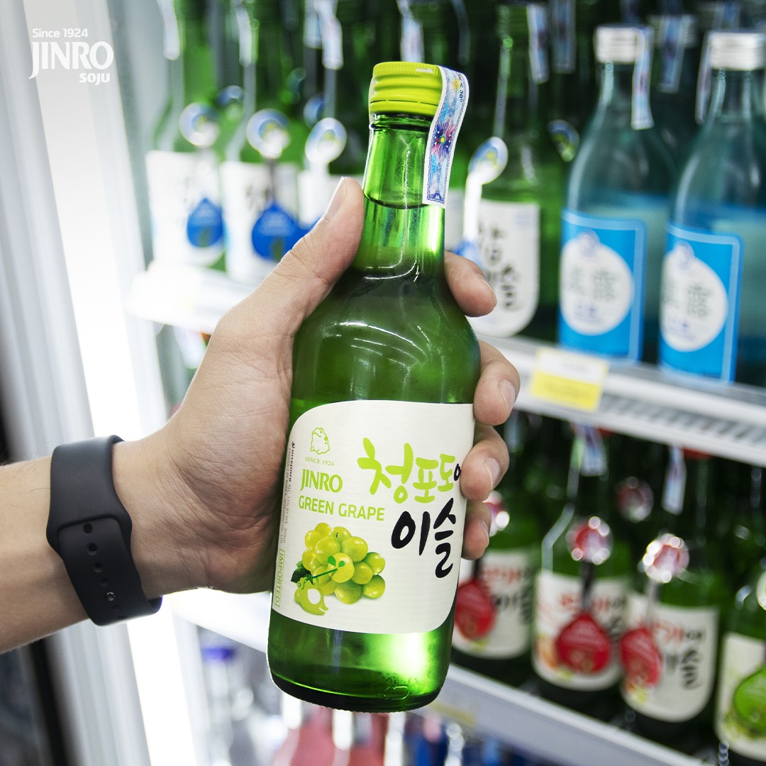 Soju Hàn Quốc JINRO VỊ NHO 360ml - Combo 6 chai