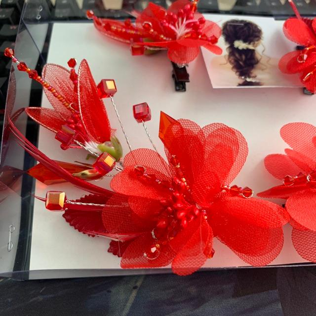 Mẫu cài tóc cô dâu đep