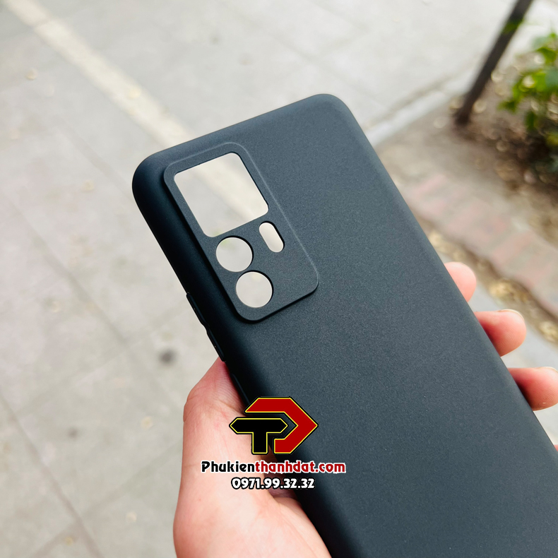 Ốp lưng cho Xiaomi 12T Pro dẻo màu đen bảo vệ camera sau, chống bám vân tay