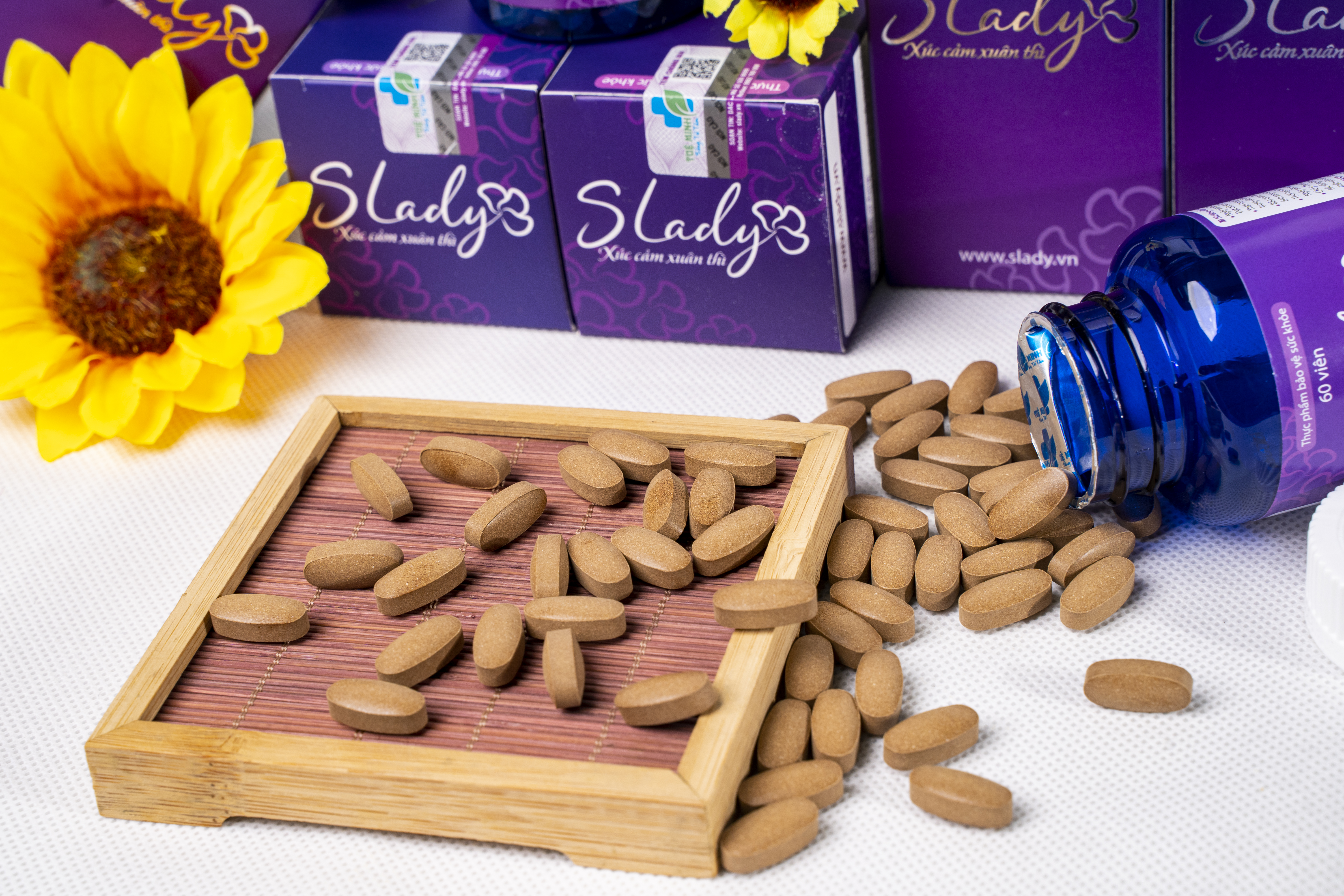 Combo 3 hộp Viên uống nội tiết tố Slady
