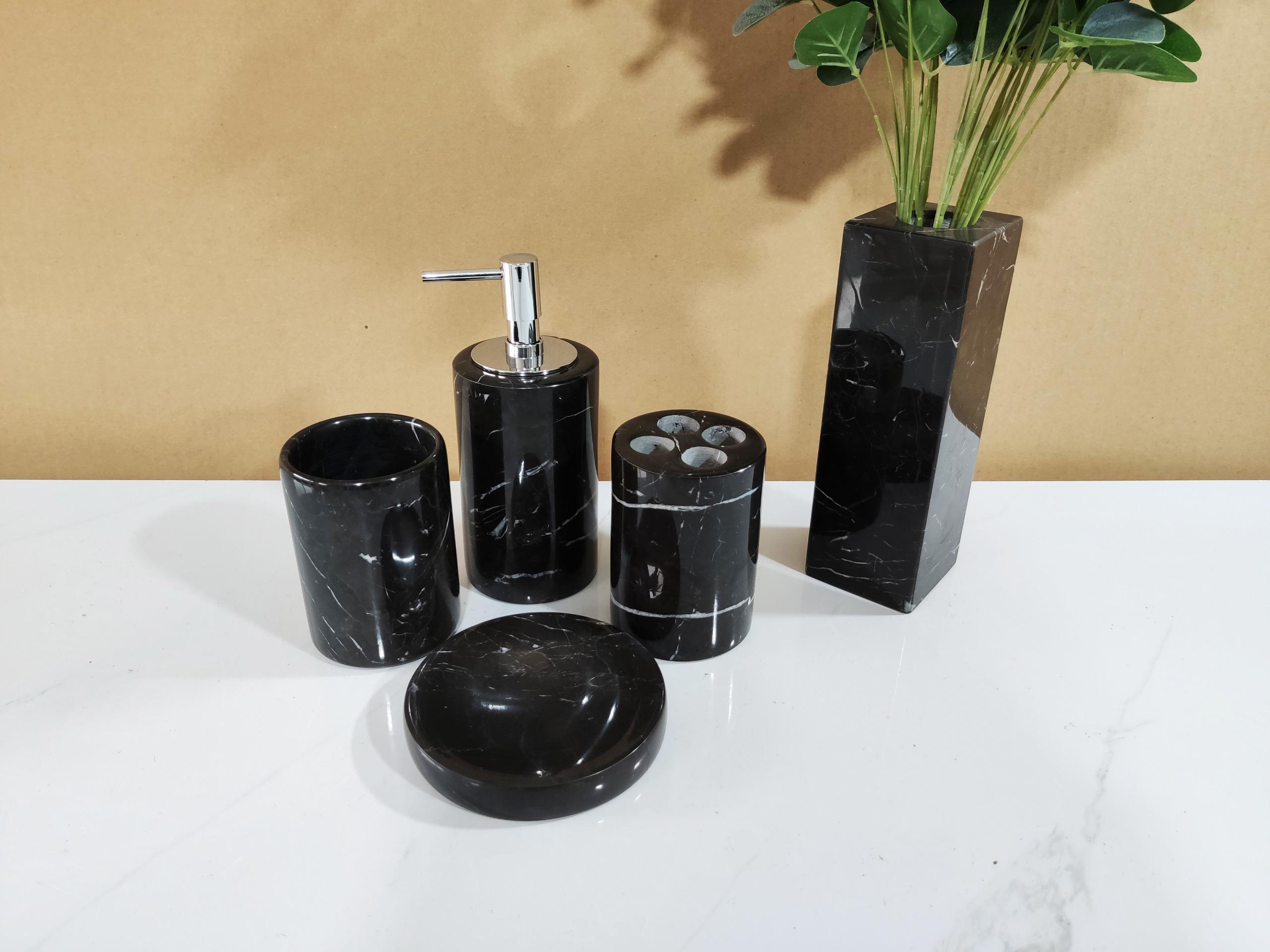 Bộ phụ kiện phòng tắm 4 món đá Đen Ý - Đá marble tự nhiên