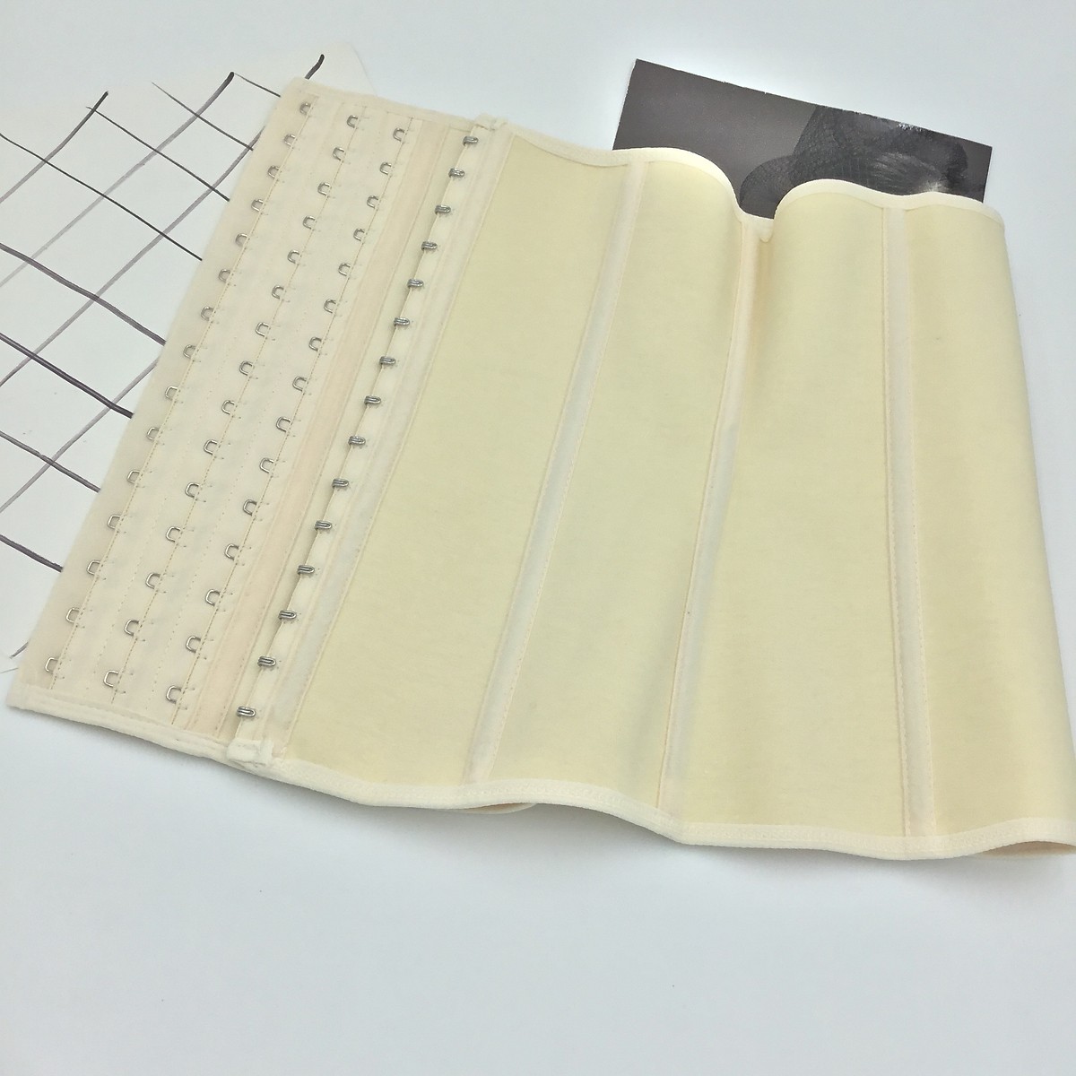 Gen nịt bụng định hình Latex 9 xương thép, 3 nấc móc