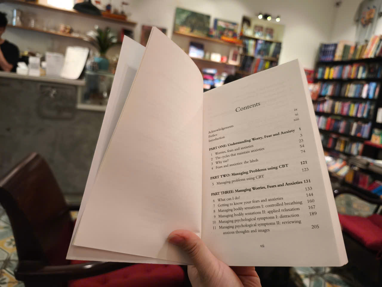 Sách - Overcoming Anxiety by Helen Kennerley - A self-help guide using cognitive behavioural techniques