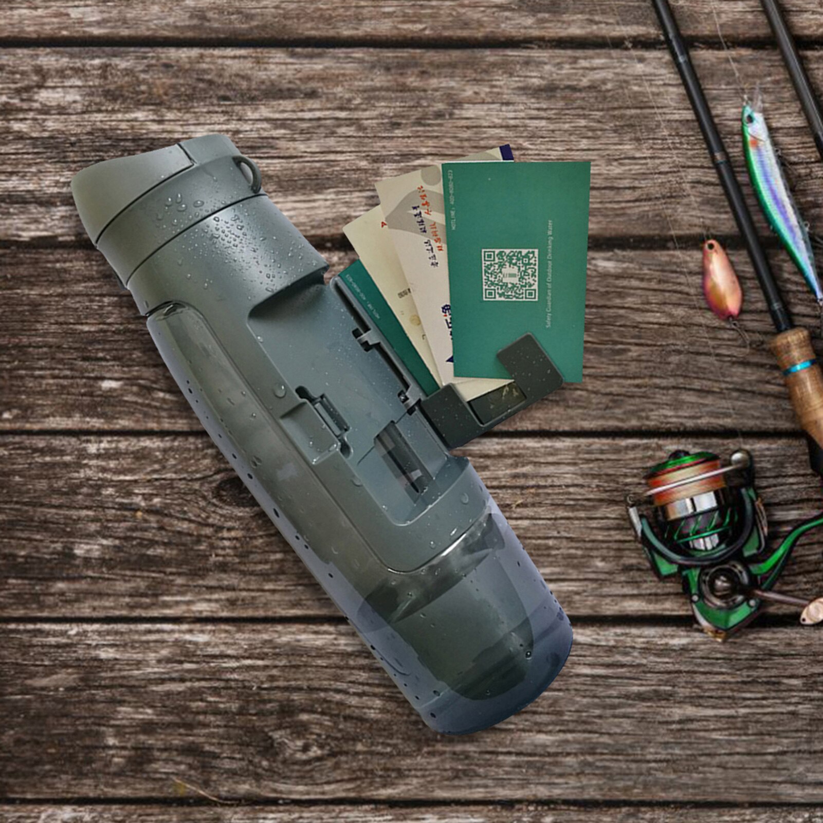 Bình đựng nước thể thao dung tích 750ml có khay đựng thẻ MountCard