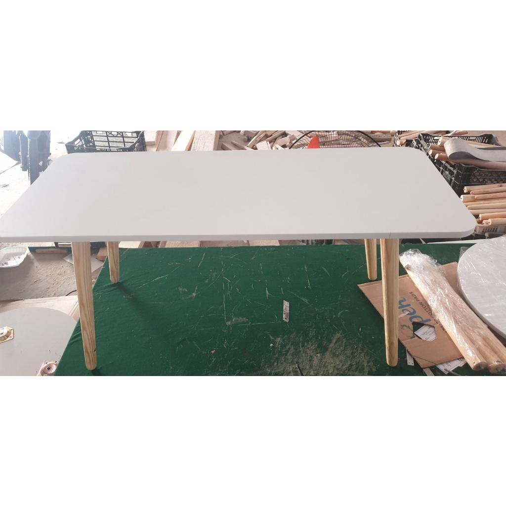Bàn hình chữ nhật chân cao 60cm, chân gỗ tự nhiên