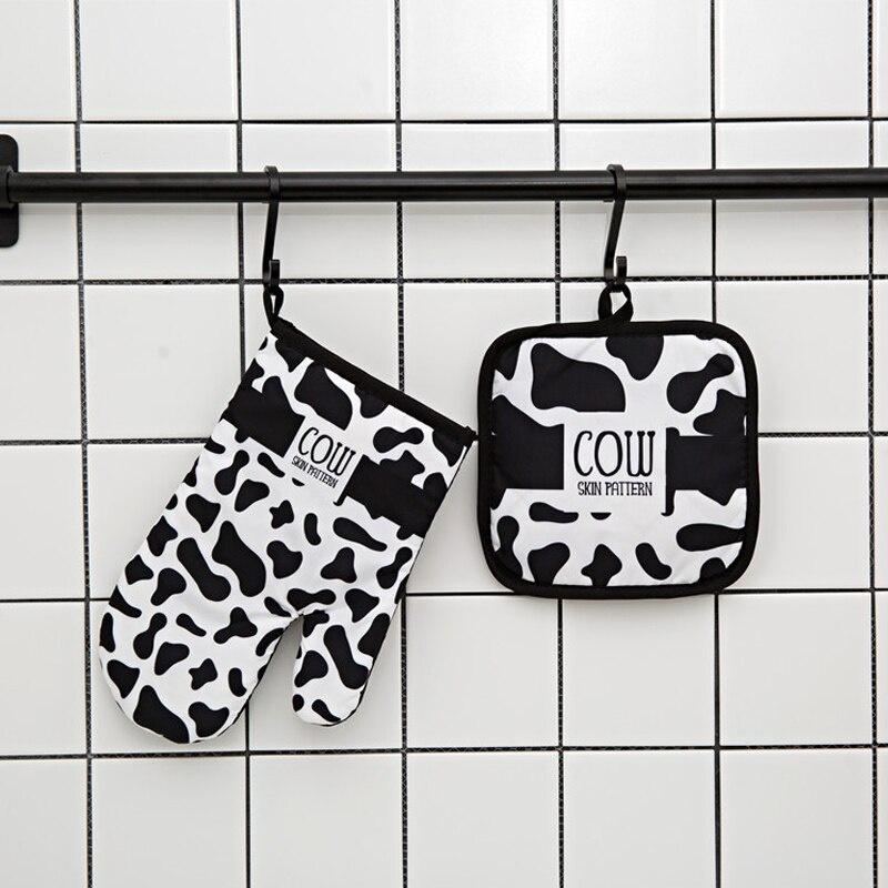 Kitchen Gloves Insulation Leopard Pattern Pad Cooking Microwave Gloves Baking BBQ Oven Potholders Oven Mitts Potholder Pad