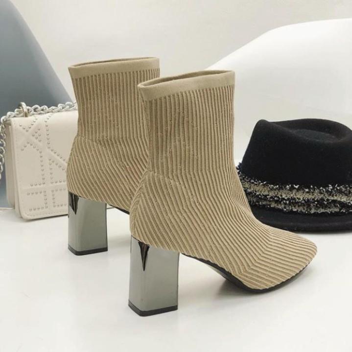 Boots Nữ, Giày Boot Nữ Cao Cổ Gót Vuông 6 Cm Chất Len Êm Hot Trend Cao Cấp AMNZO Hai Màu Đen-Kem Bảo Hành 12 Th