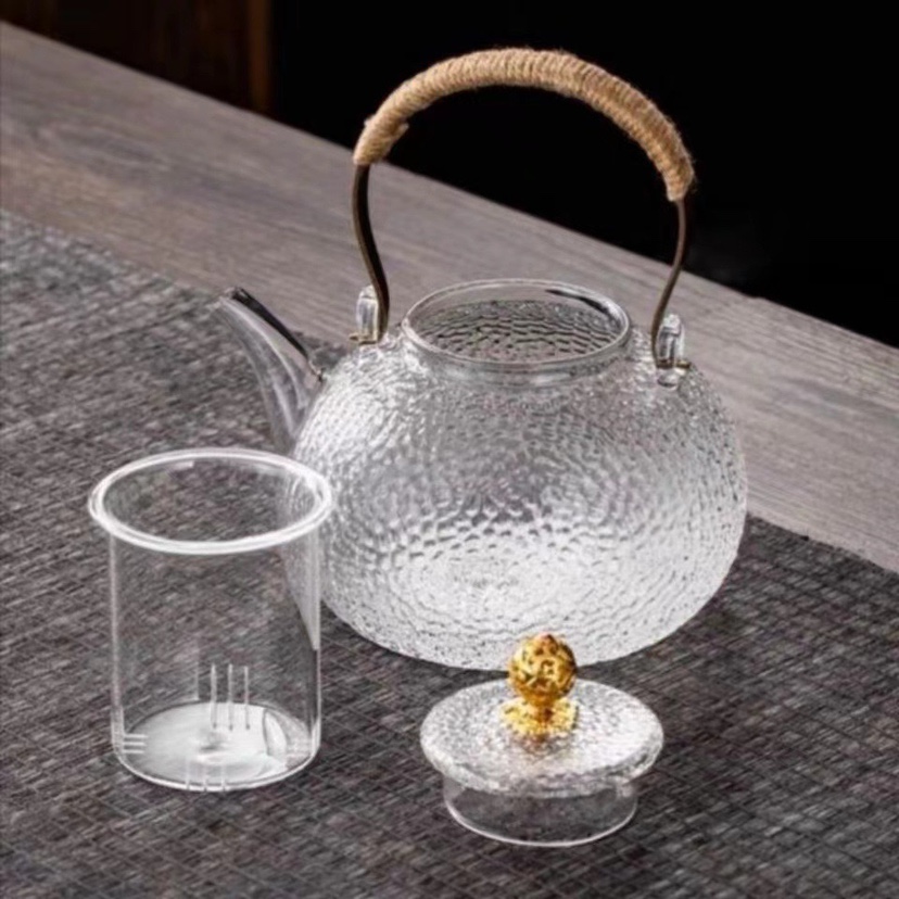 Bình trà thủy tinh Borosilicate vân nhám tay cầm kim loại - Phân loại gồm 700ML lõi lọc lò xo và 900ML lõi lọc thủy tinh