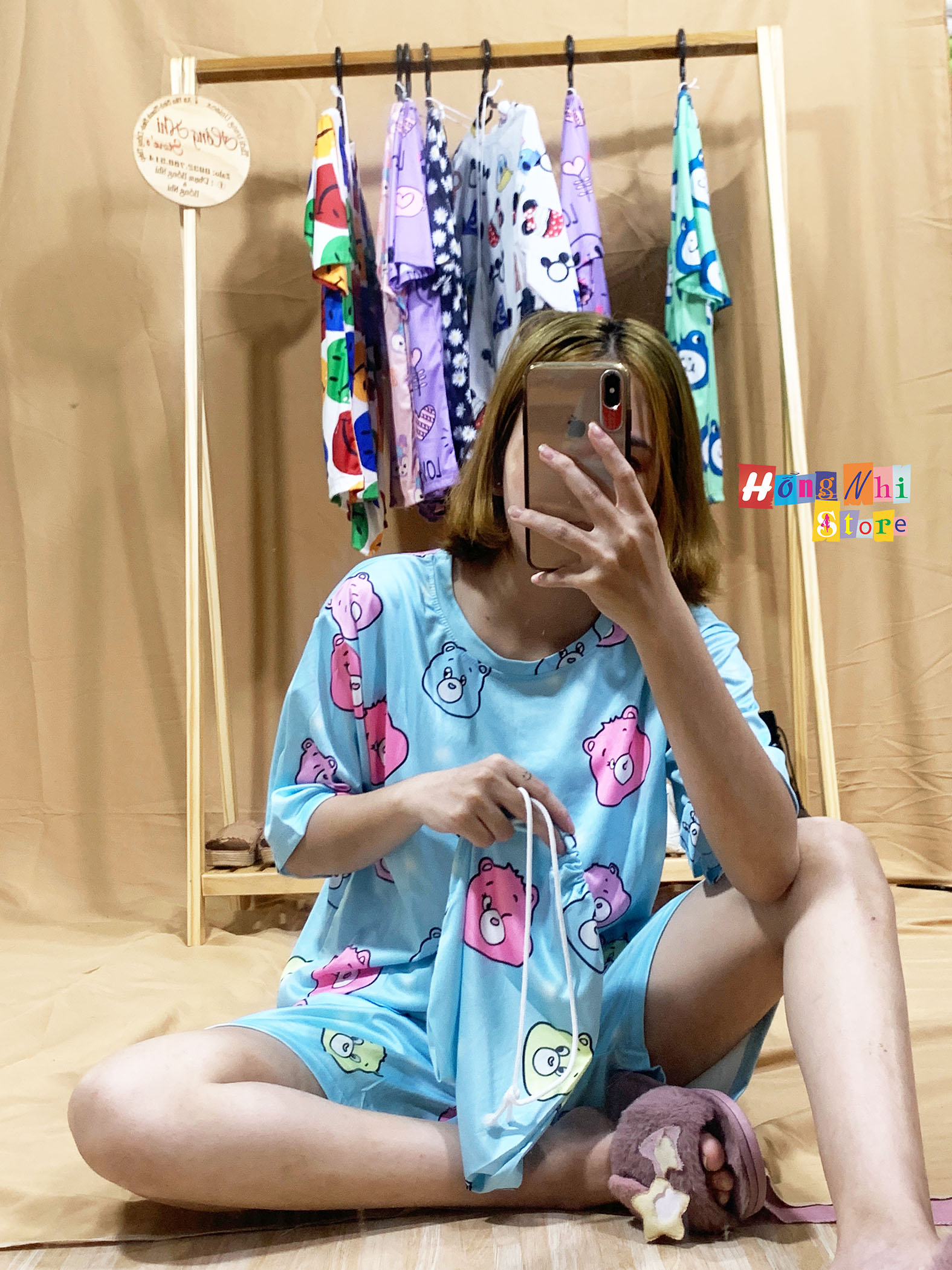 Bộ Thun Ngủ Hoạt Hình Tay Lỡ Kèm Túi Vải Phối Quần Short Oversize Ulzzang Dáng Rộng - MM