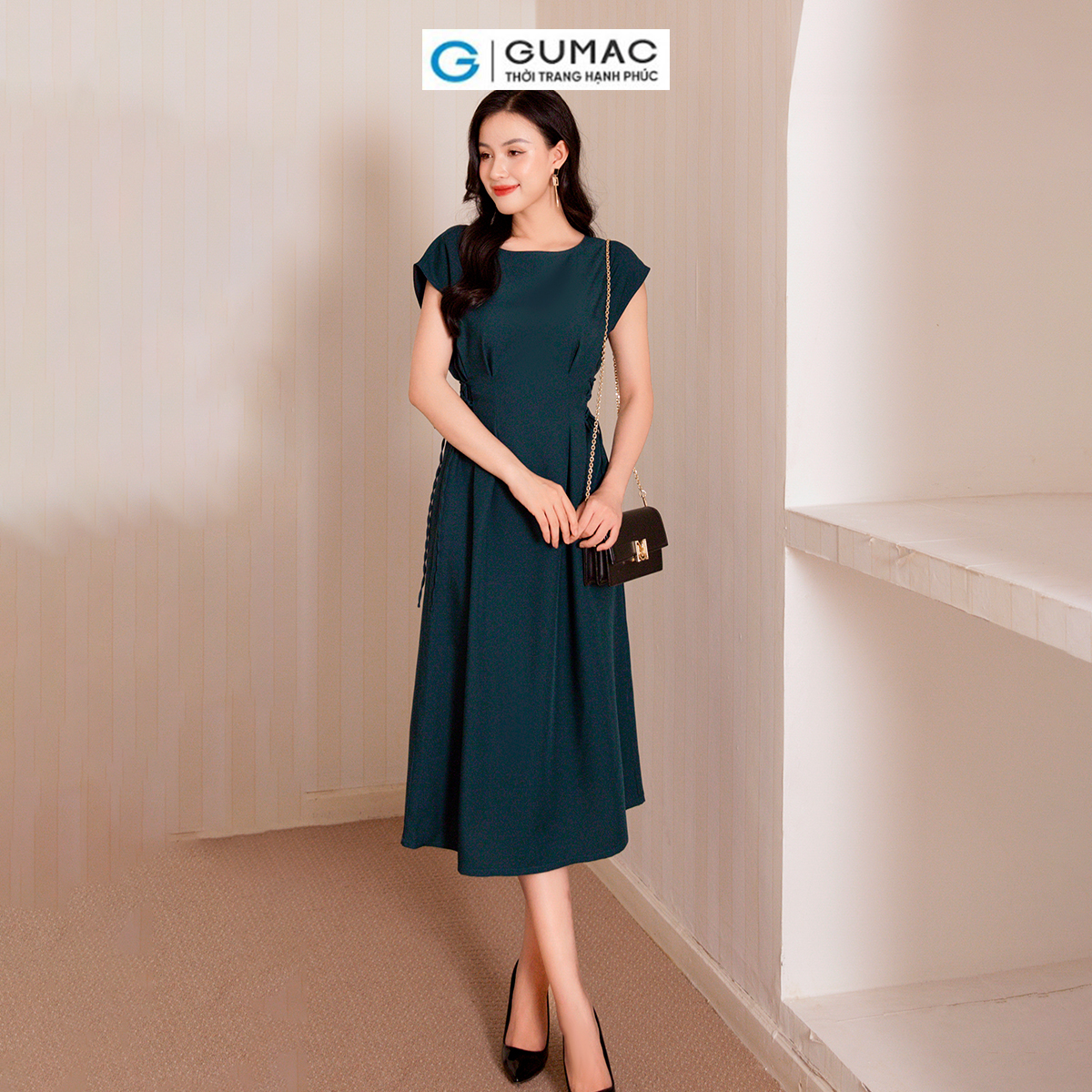 Đầm A thắt dây eo thời trang GUMAC DD10057
