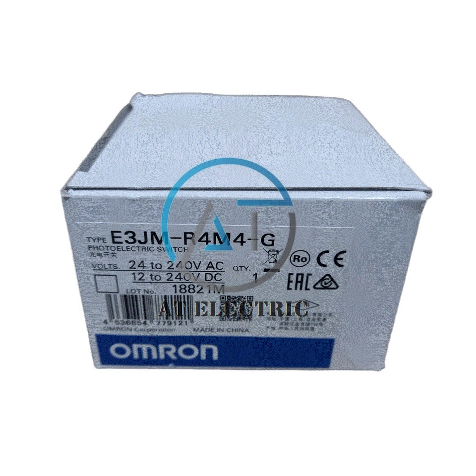 Cảm biến quang Omron E3JM-R4M4-G