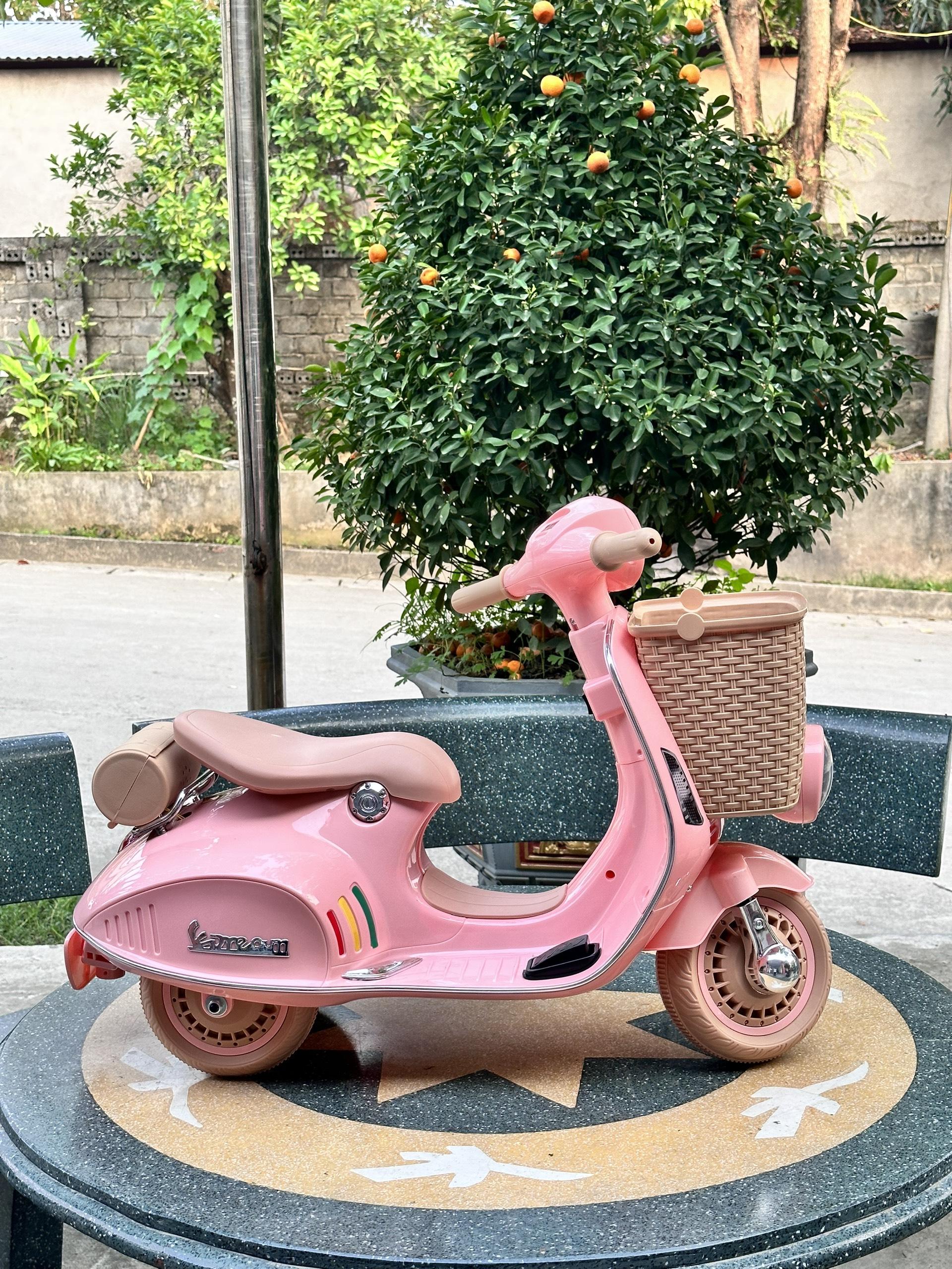 Xe máy điện đồ chơi dành cho trẻ em Mã XW-03, có kết nối bluetooth