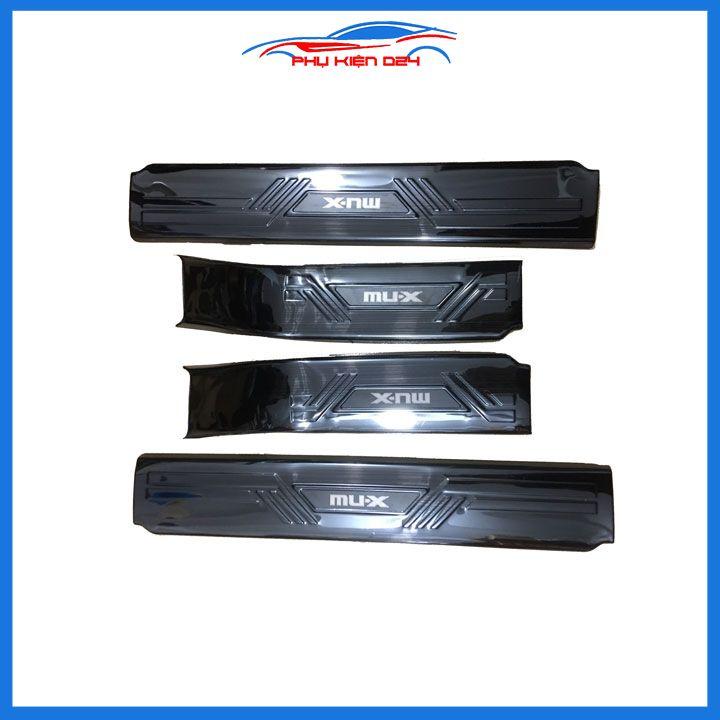 Bộ nẹp bước chân trong MUX, MU-X vân Titan chống trầy làm đẹp ô tô