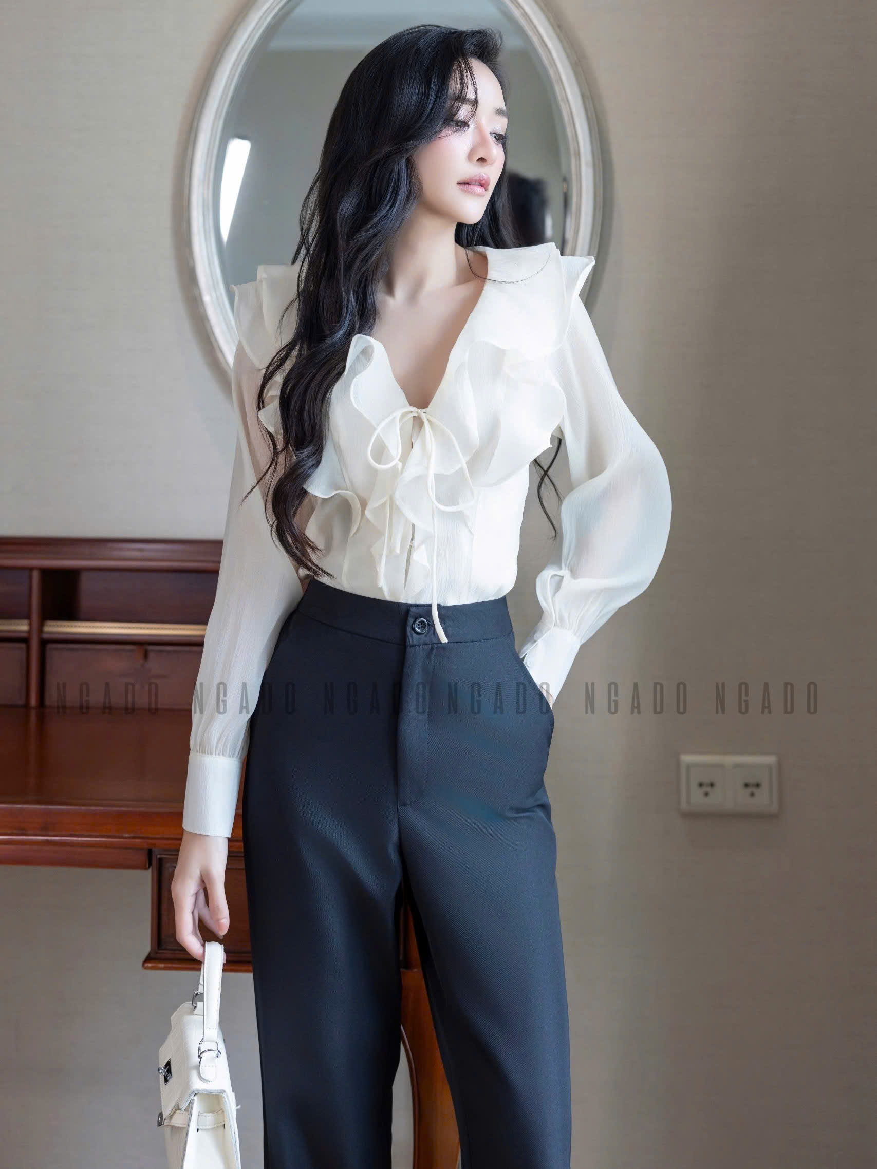 Áo sơ mi kem dài tay NGADO , áo voan tơ , áo công sở