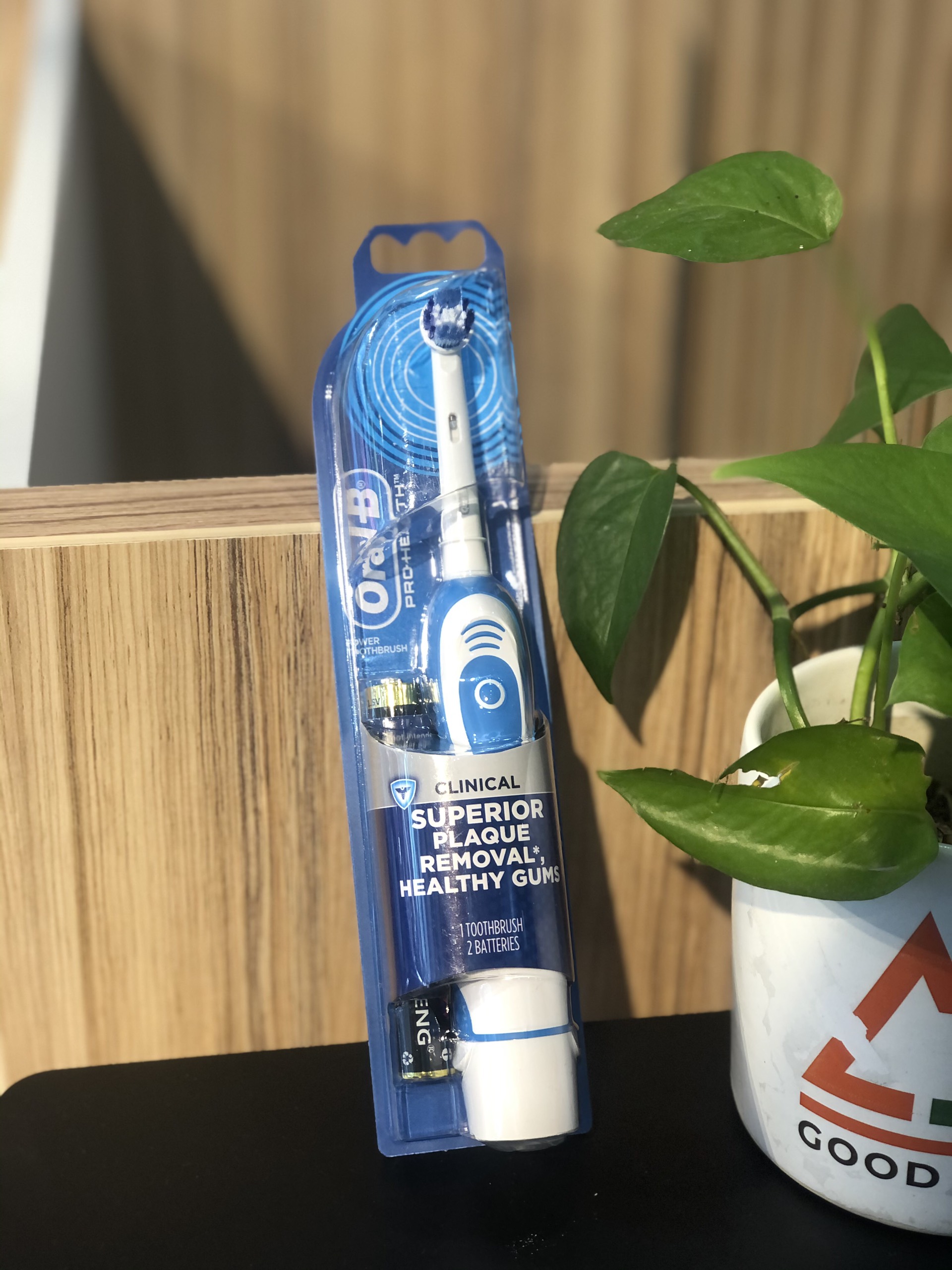 Bàn chải đánh răng pin Oral B Pro Health DB4510 - Hàng chính hãng