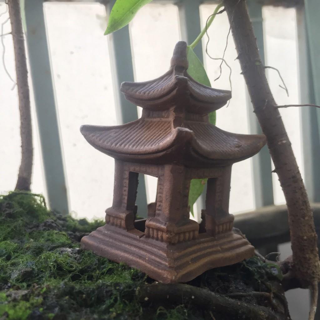 Tháp Vuông Nâu Nhạt size nhỏ Trang Trí Hồ Cá, Hòn Non Bộ