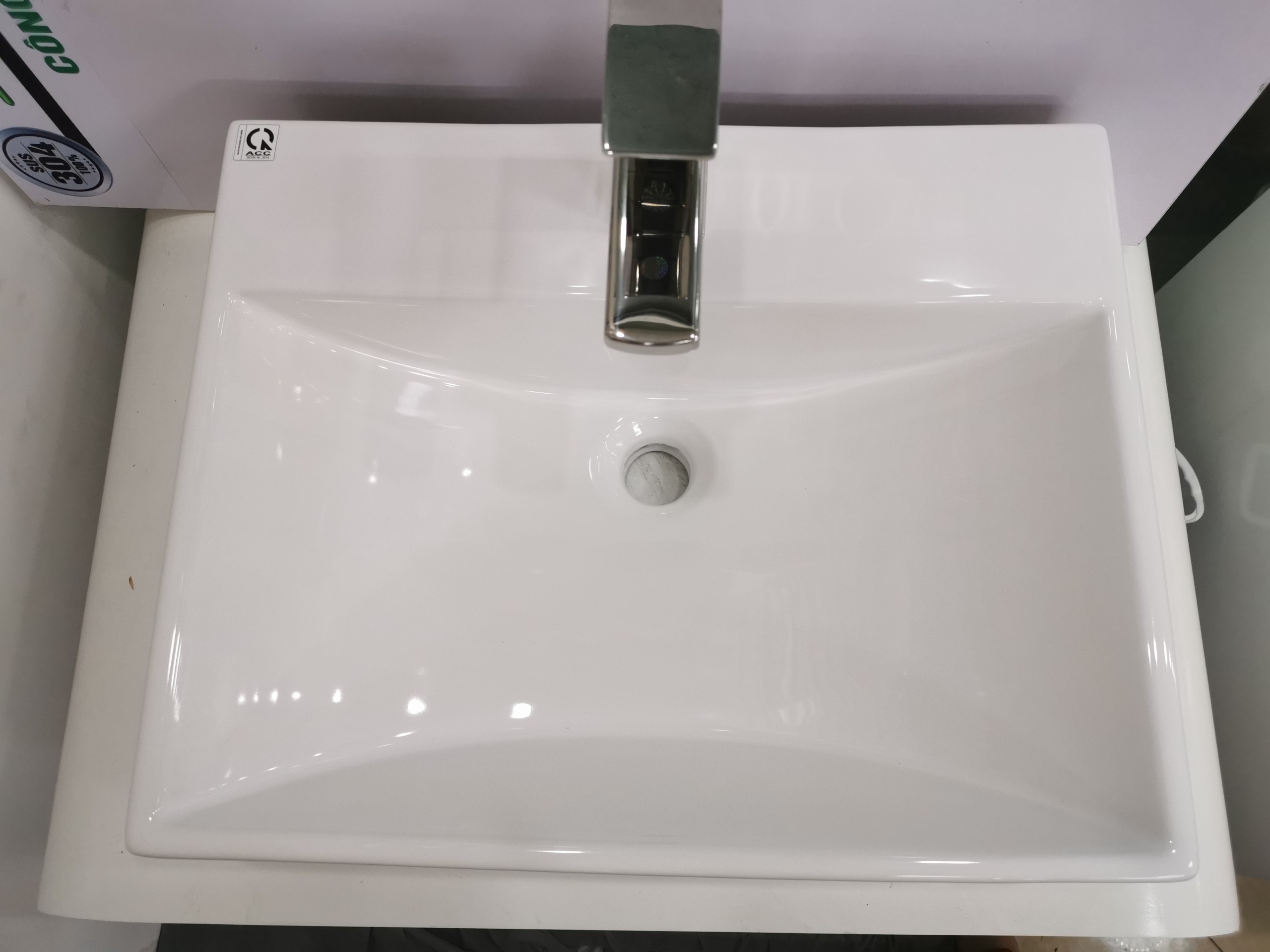 CHẬU LAVABO ĐẶT BÀN ĐÁ MEN NANO TRẮNG SÁNG