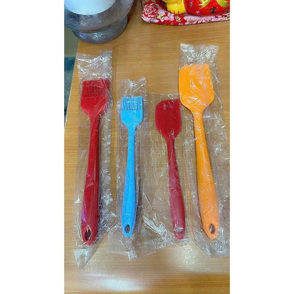 Phới Silicon Dẹt 21cm và 28cm Trộn Bột, Nấu Ăn Chịu Nhiệt Độ Cao - HÀNG CHÍNH HÃNG MINIIN