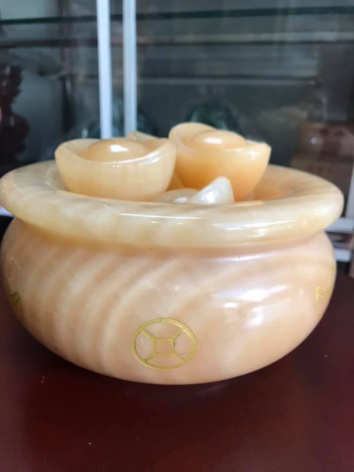 Tượng Bát Tụ Bảo Thố Tụ Tài Size Đại To 16,5cm Cao 9cm Đá Ngọc Hoàng Long 10 Thỏi Vàng To Nặng 3,4kg Anh Chị mệnh Kim mệnh Thổ mệnh Thủy trưng bàn thờ Thần Tài, Thổ Địa để gia tăng năng lượng tài lộc cho gia chủ ạ