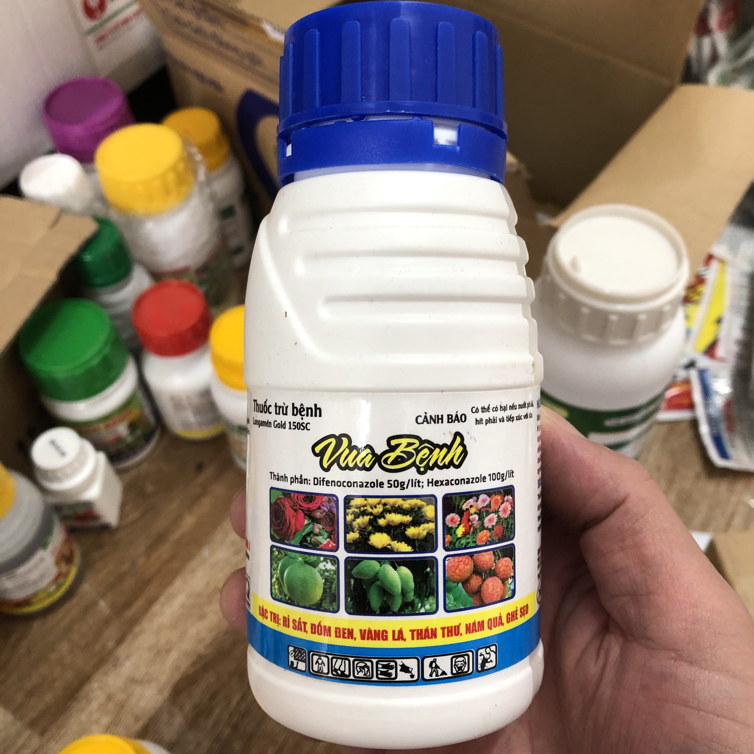 VUA BỆNH 240ML; Đặc hiệu trừ bệnh rỉ sắt, đốm dne, vàng lá, thán thư, nám quả ghẻ sẹo