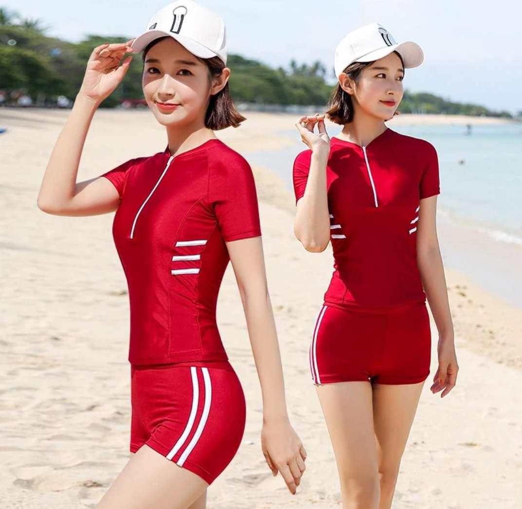 Đồ bơi nữ trẻ trung