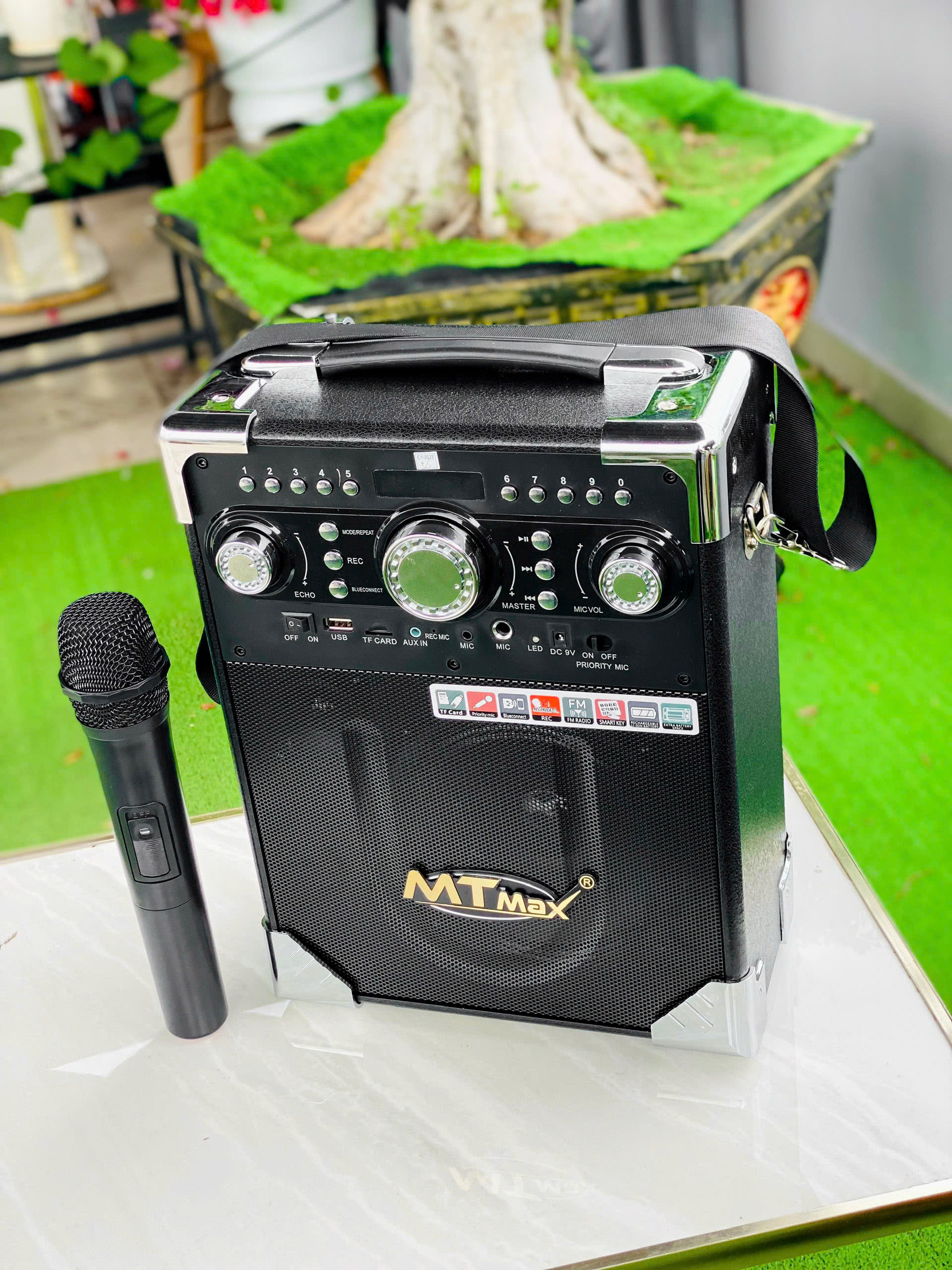 Loa sách tay karaoke Daile S8 bluetooth cắm USB - Thẻ nhớ Có Míc Không Dây Hàng Nhập Khẩu