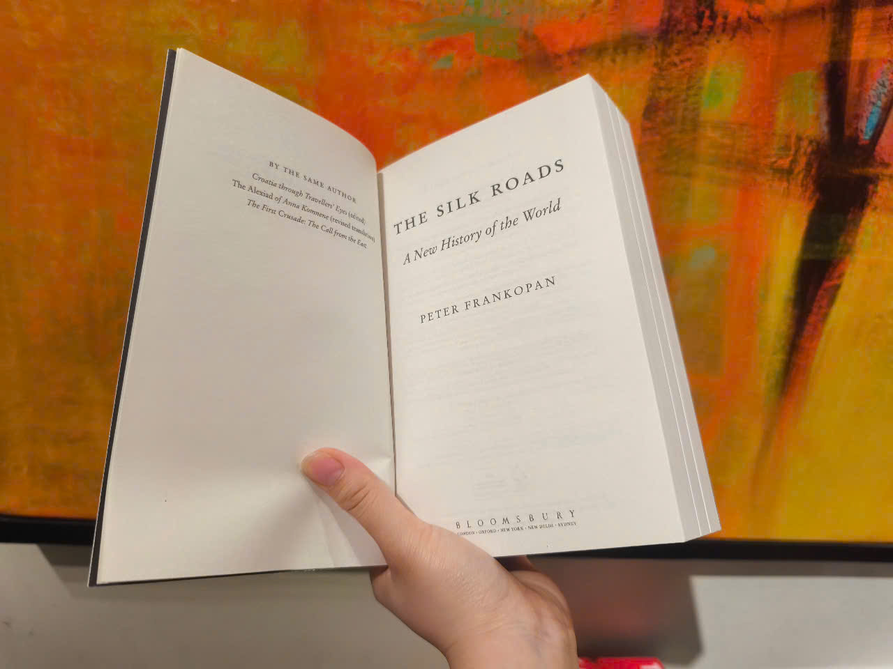 Sách - The Silk Roads by Peter Frankopan - A New History of the World (Bloomsbury Paperbacks)