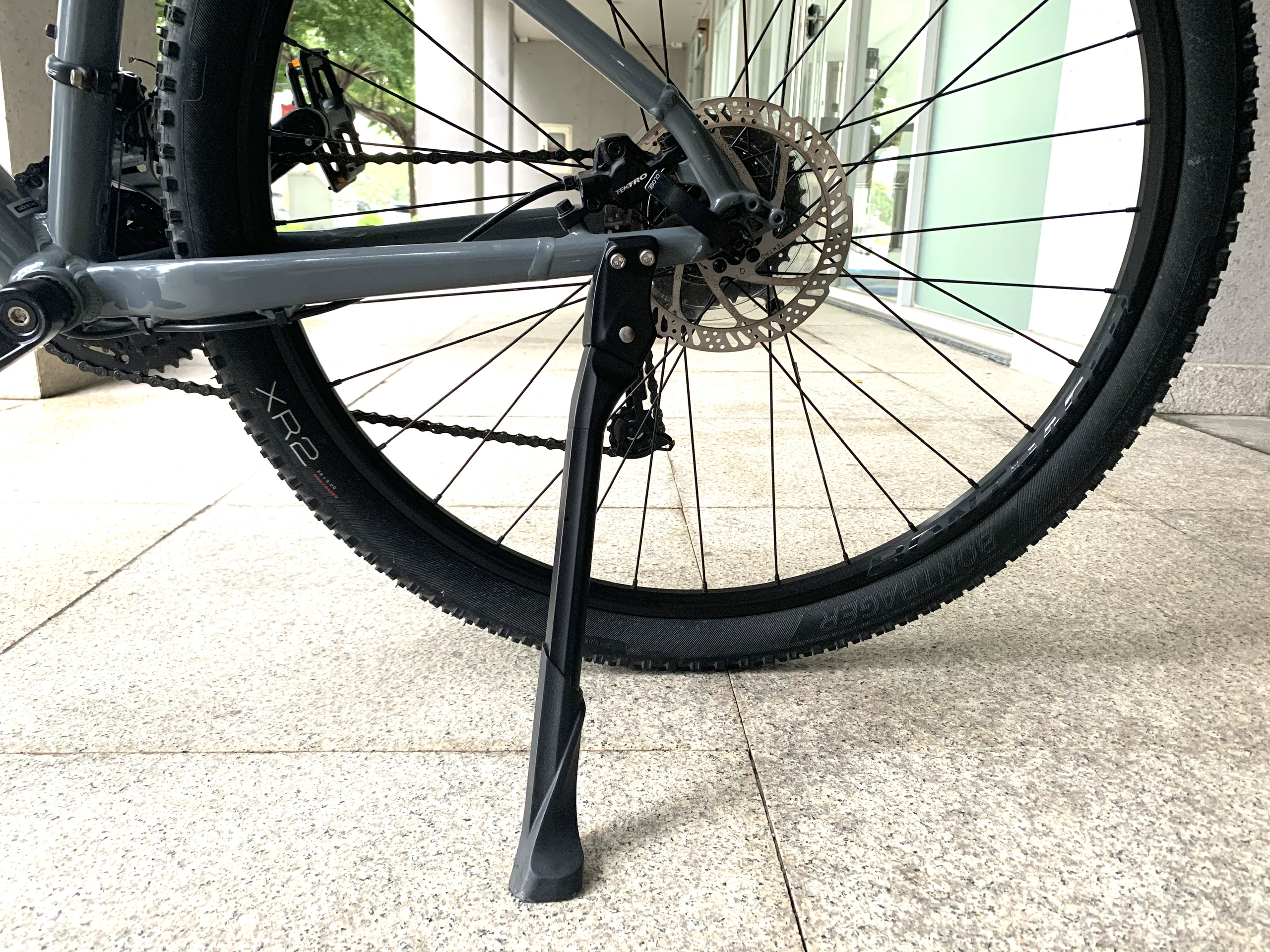 Chân chống xe đạp bắt hai ốc sau trên ống sên 2-bolts direct mount Jett
