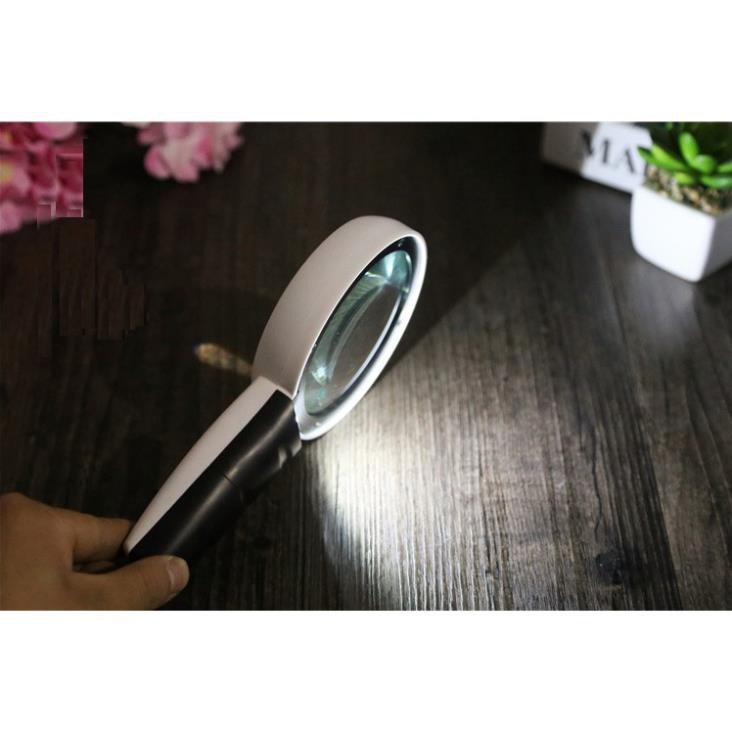 Kính Llúp 30X Cầm Tay Chắc Chắn, Rõ Nét, Chính Xác Cao Có Đèn DT7666