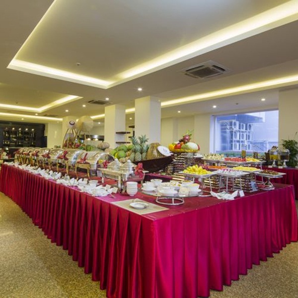 TTC Premium Hotel Cần Thơ 4* - Ngay Bến Ninh Kiều, Có Buffet Sáng, Hồ Bơi, Khách Sạn Vị Trí Thuận Tiện Tham Quan