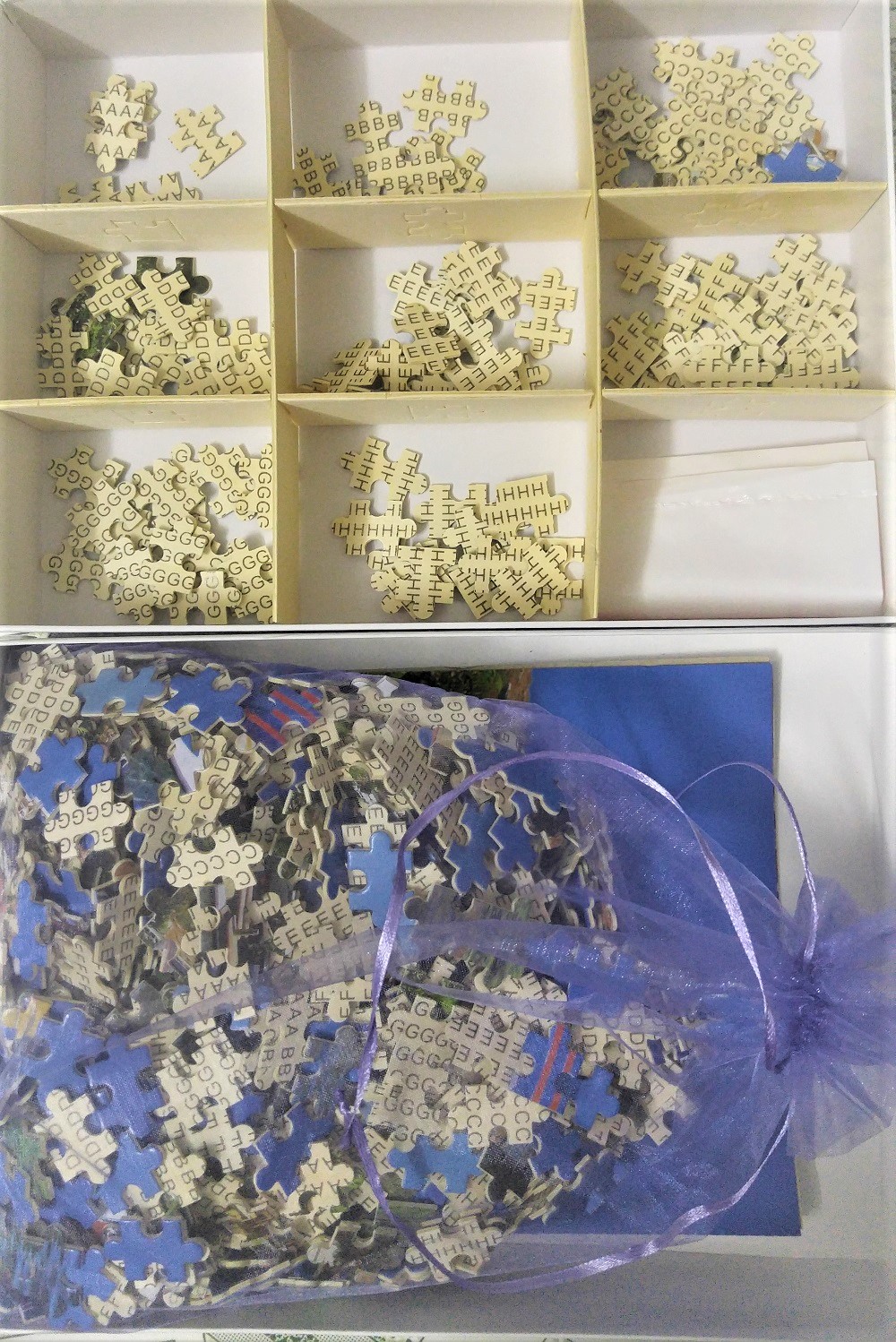 Tranh ghép hình 1000 mảnh bằng giấy Jigsaw Puzzle hình HÔN RỒNG , kích thước 75cm*50cm, mã số STN-TG033