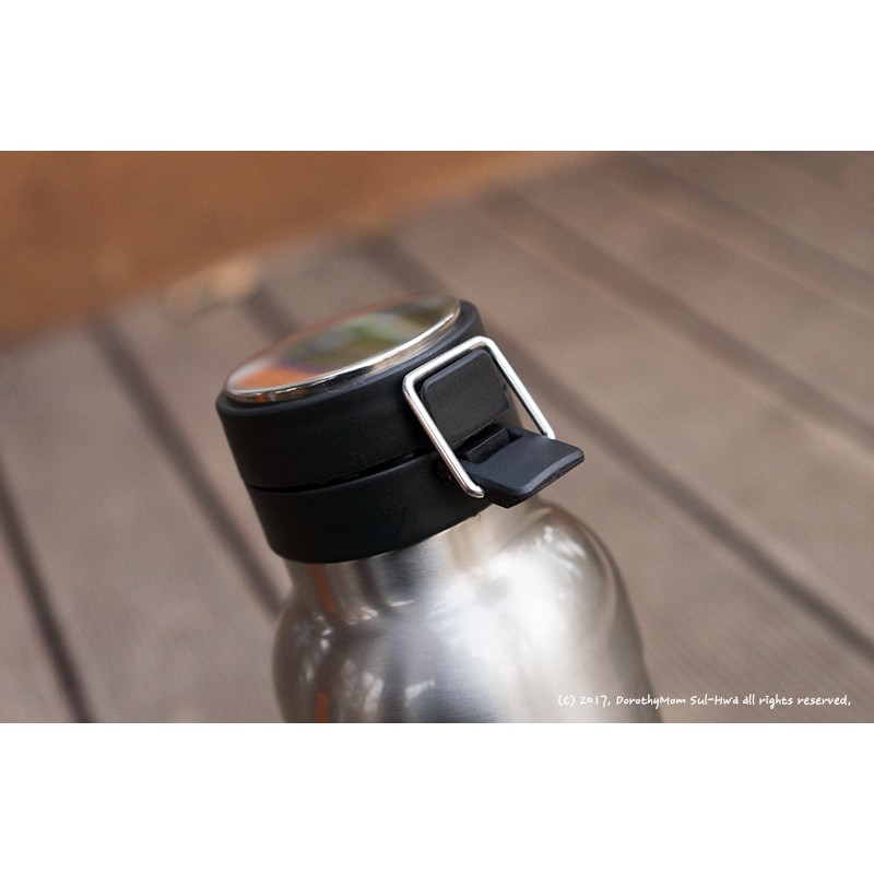 Bình Giữ Nhiệt Bằng Thép Không Gỉ Lock&Lock Bumper Bottle LHC4141SLV , LHC4142SLV - Hàng Chính Hãng, Tặng Kèm Ống Hút Inox