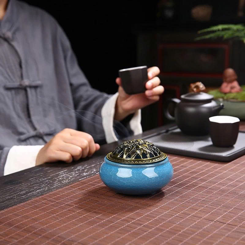 Lư Đốt Xông Trầm Hương , Chất Liệu Gốm Sứ