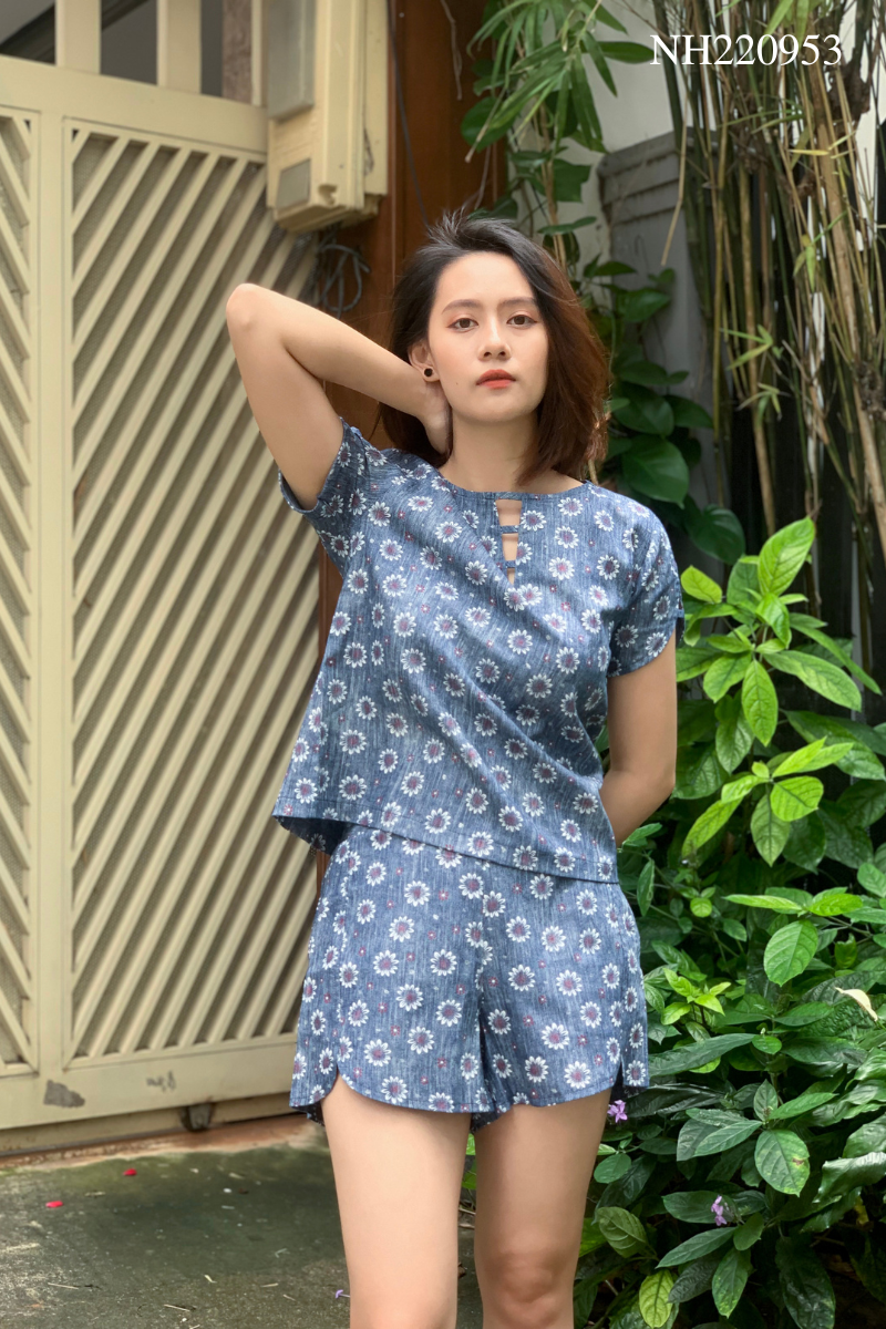 Đồ bộ đùi có tay đan dây cúc họa mi